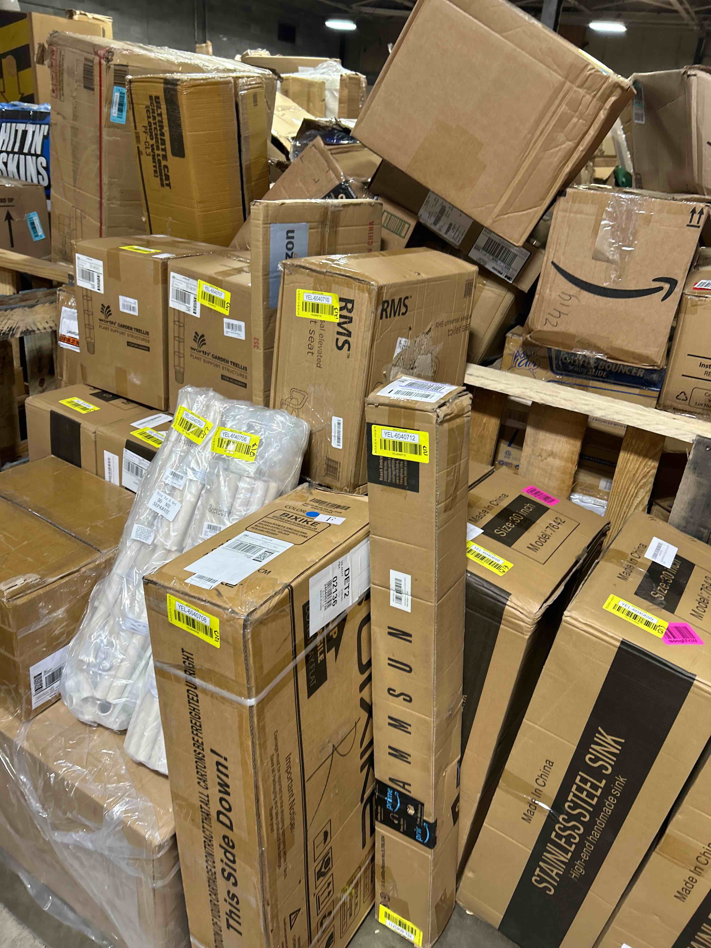 https://s3.amazonaws.com/lotting-images-prod/phillipi/YEL6040712_1722290310415.jpeg