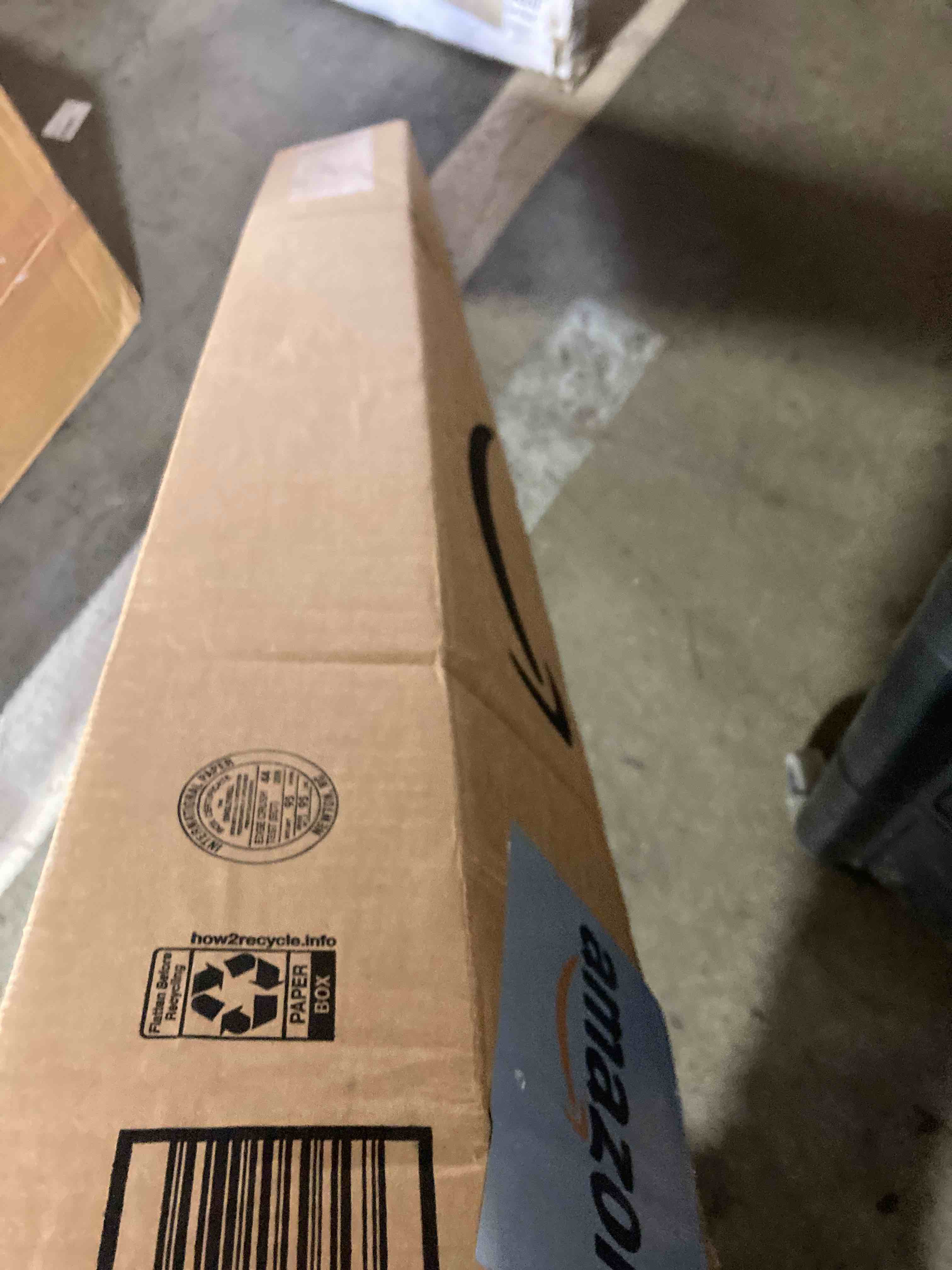https://s3.amazonaws.com/lotting-images-prod/phillipi/YEL6040775_1724351219715.jpeg