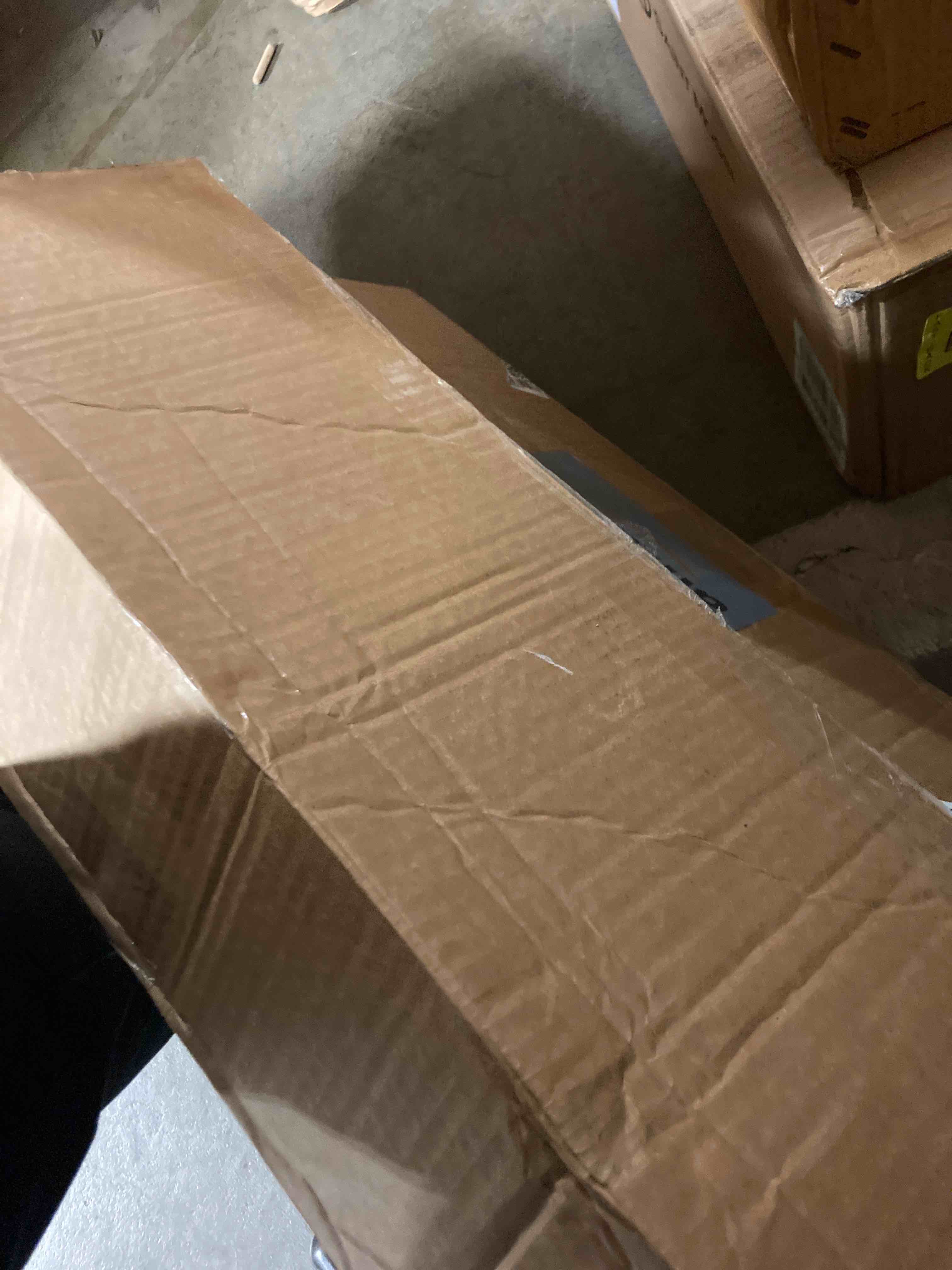 https://s3.amazonaws.com/lotting-images-prod/phillipi/YEL6040781_1724351961434.jpeg