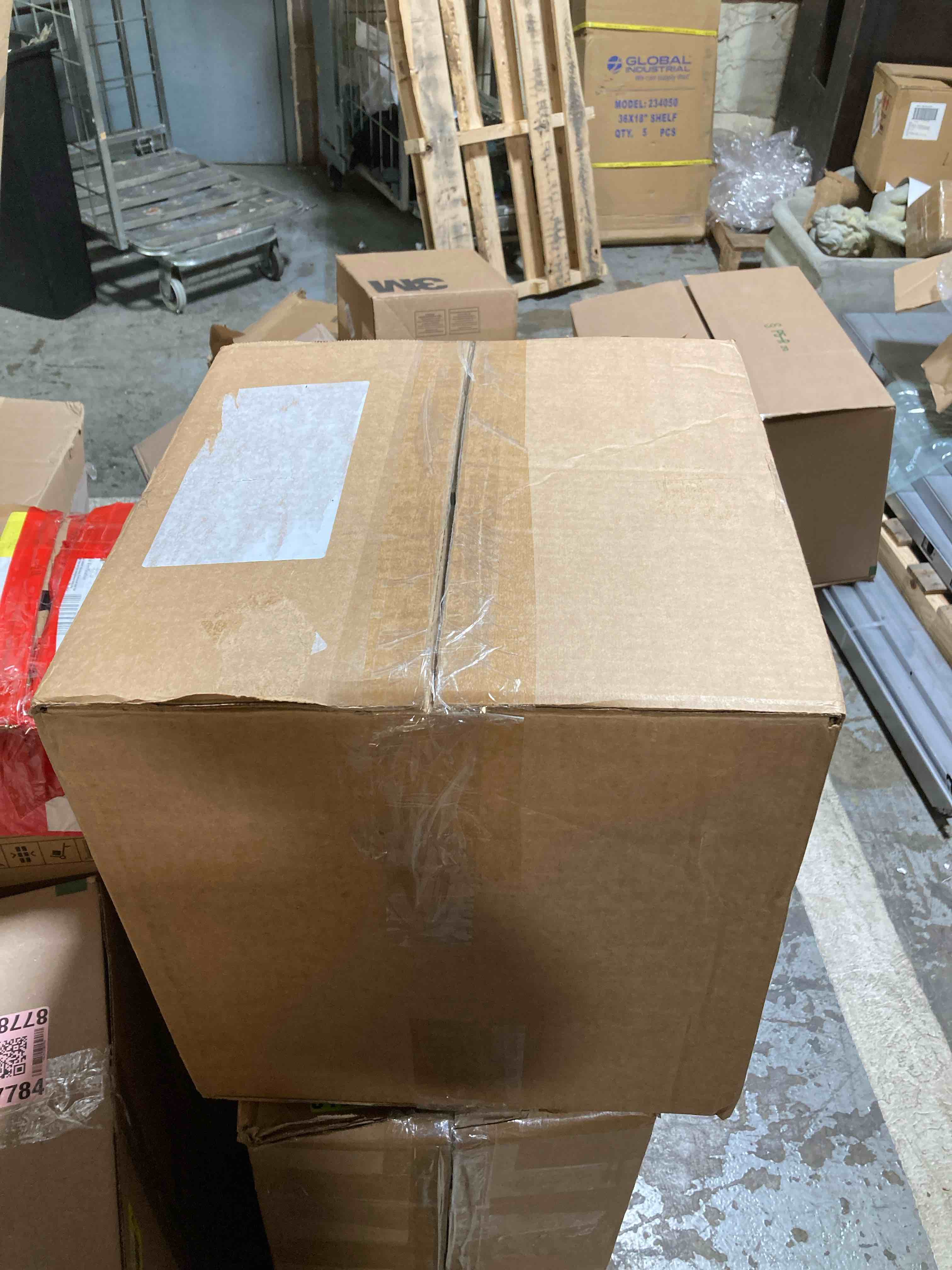 https://s3.amazonaws.com/lotting-images-prod/phillipi/YEL6040885_1727892691493.jpeg
