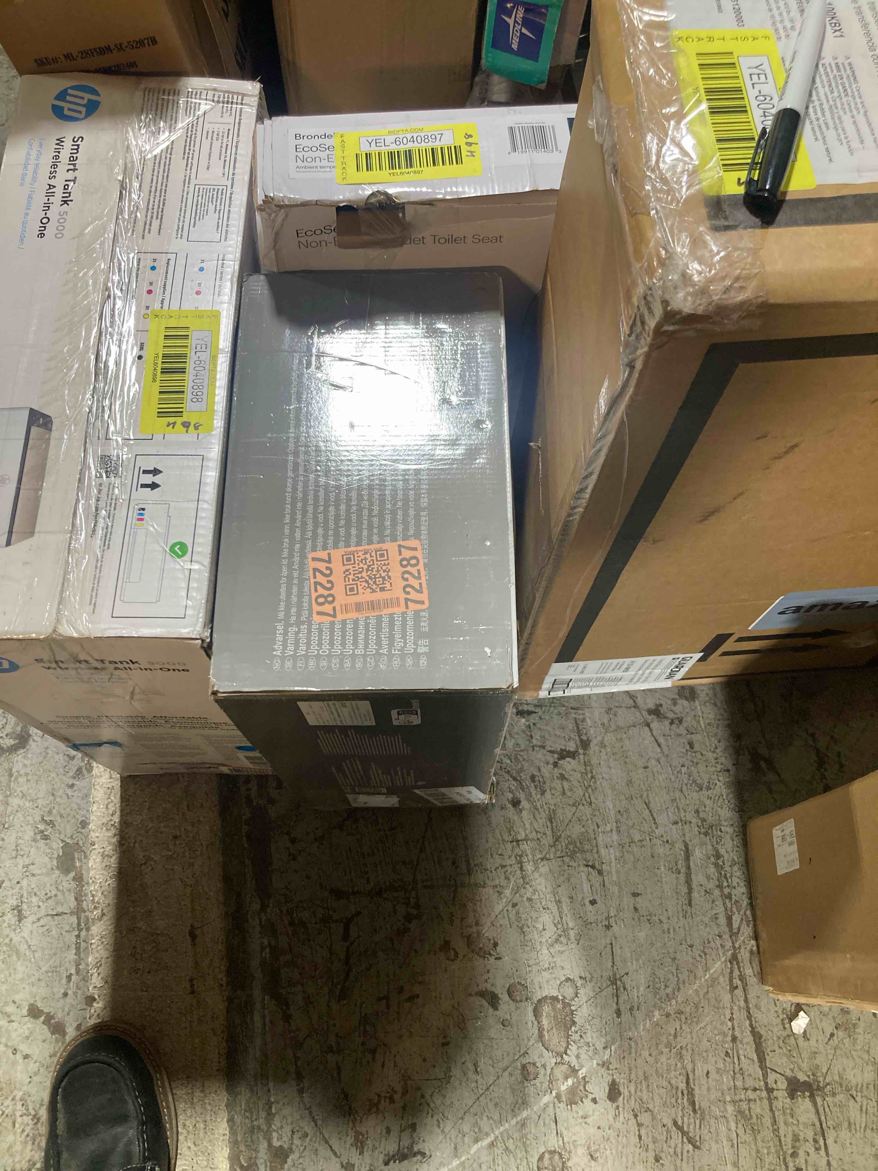 https://s3.amazonaws.com/lotting-images-prod/phillipi/YEL6040899_1728072886803.jpeg