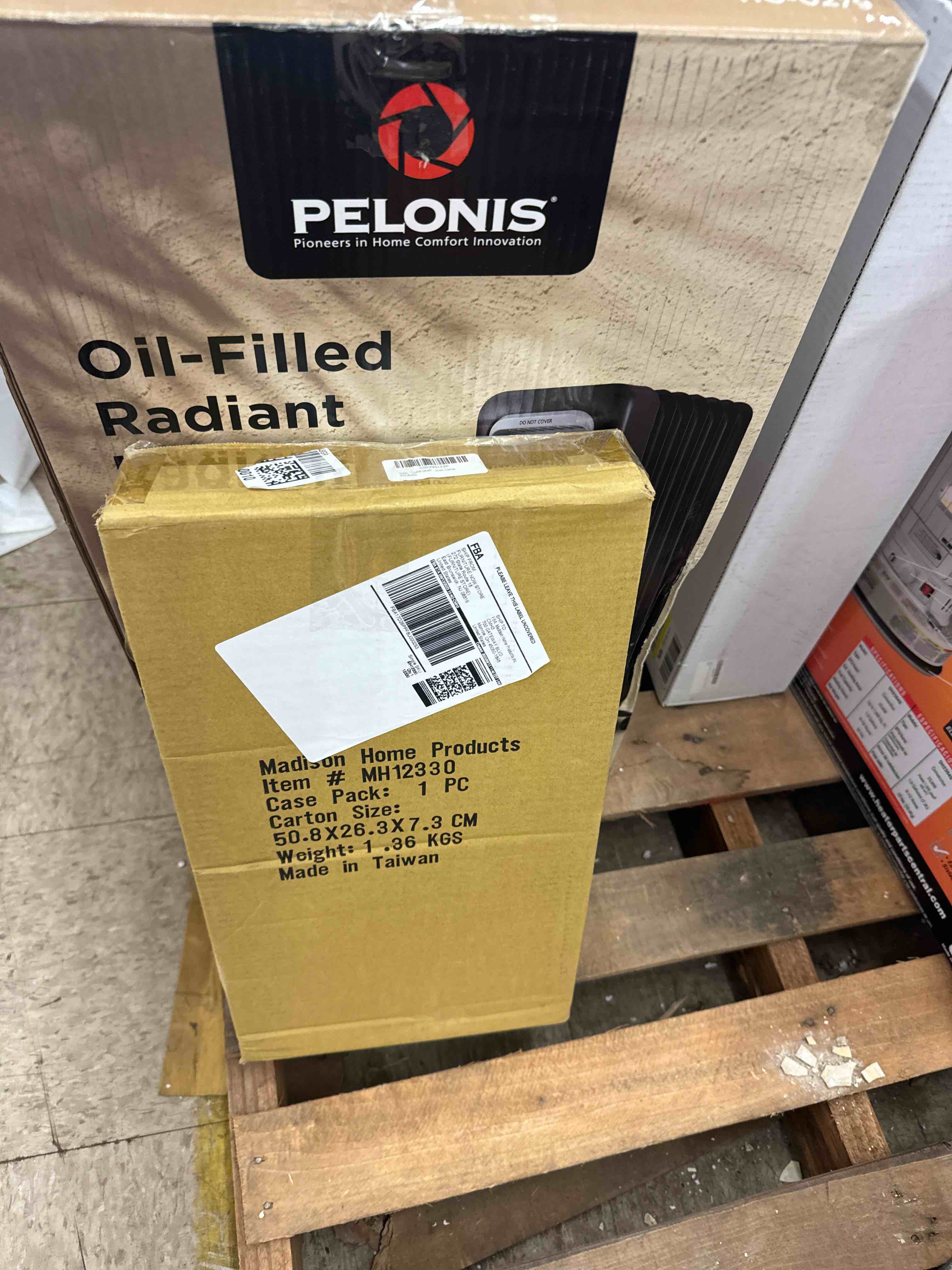 https://s3.amazonaws.com/lotting-images-prod/phillipi/YEL6041098_1711984914500.jpeg