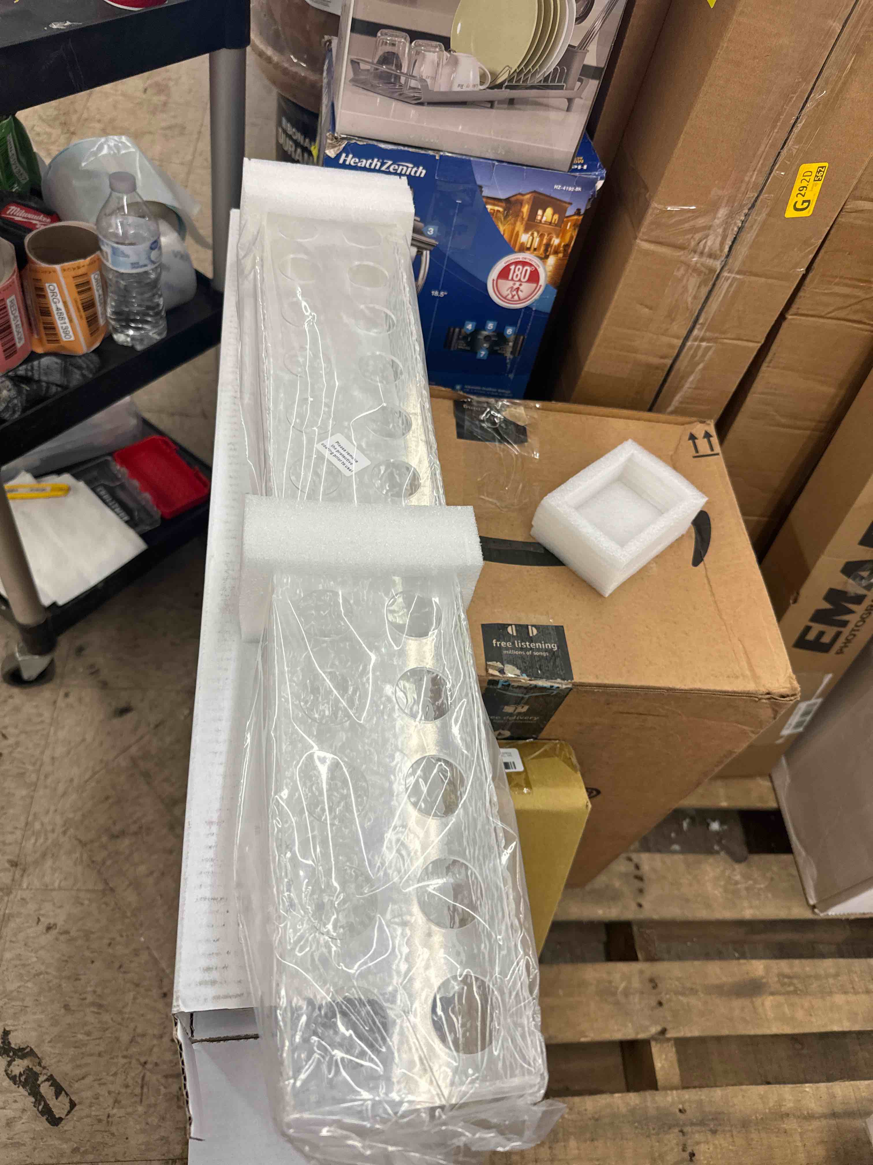https://s3.amazonaws.com/lotting-images-prod/phillipi/YEL6041121_1711989326946.jpeg