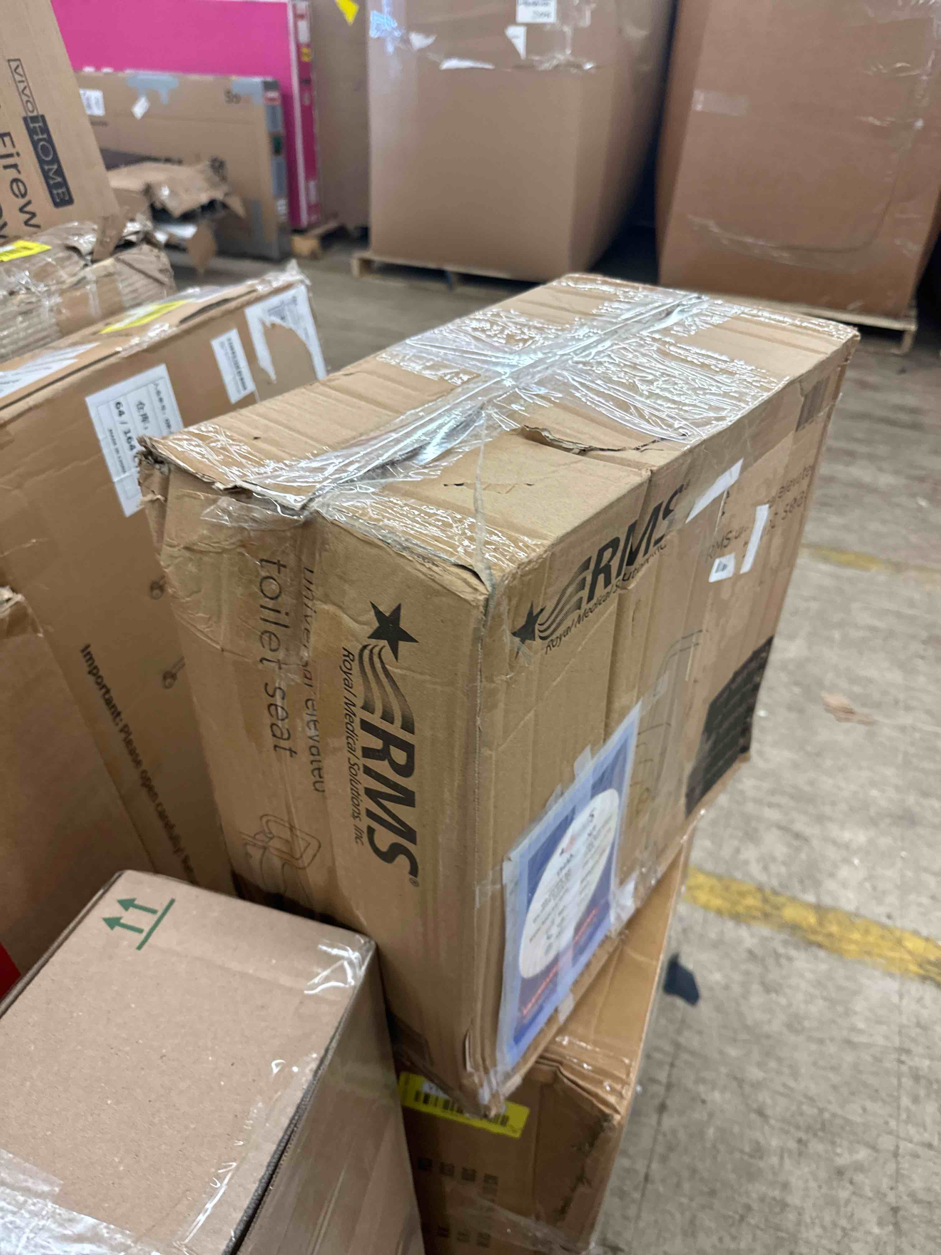 https://s3.amazonaws.com/lotting-images-prod/phillipi/YEL6041137_1711992476298.jpeg