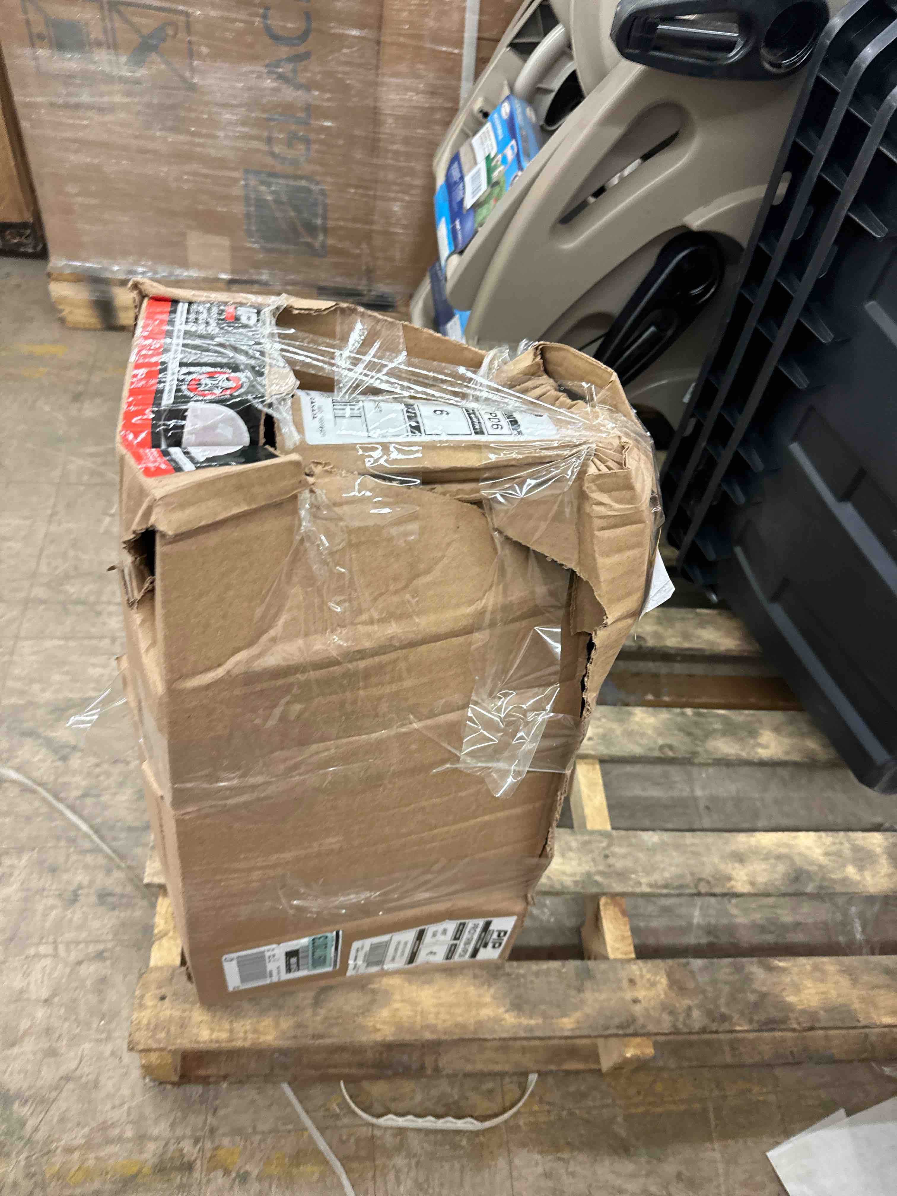 https://s3.amazonaws.com/lotting-images-prod/phillipi/YEL6041655_1713890566138.jpeg