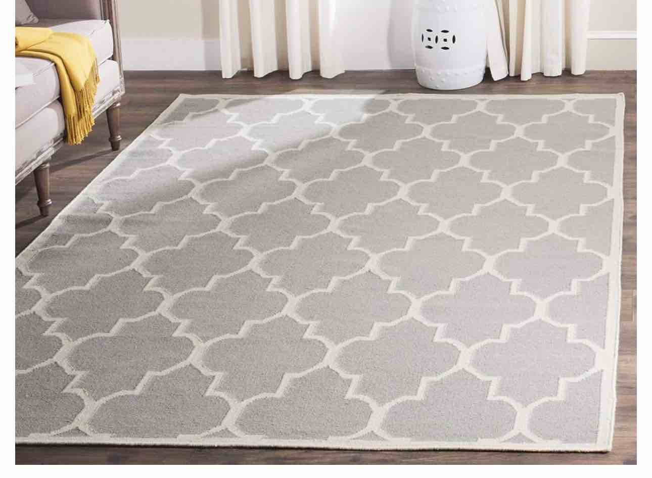 5' x 8' Multi color Area Rug