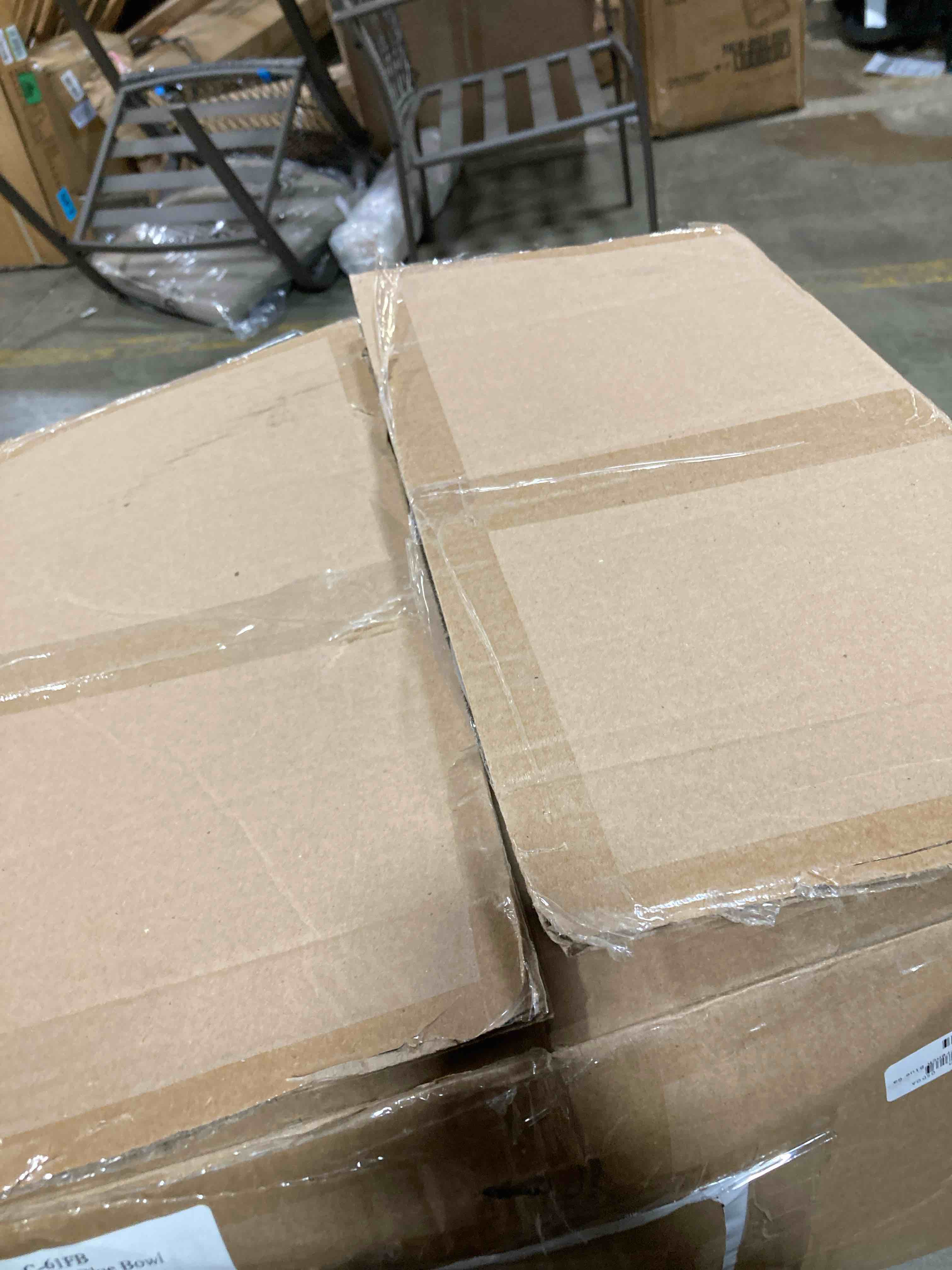 https://s3.amazonaws.com/lotting-images-prod/phillipi/YEL6043234_1726774079004.jpeg