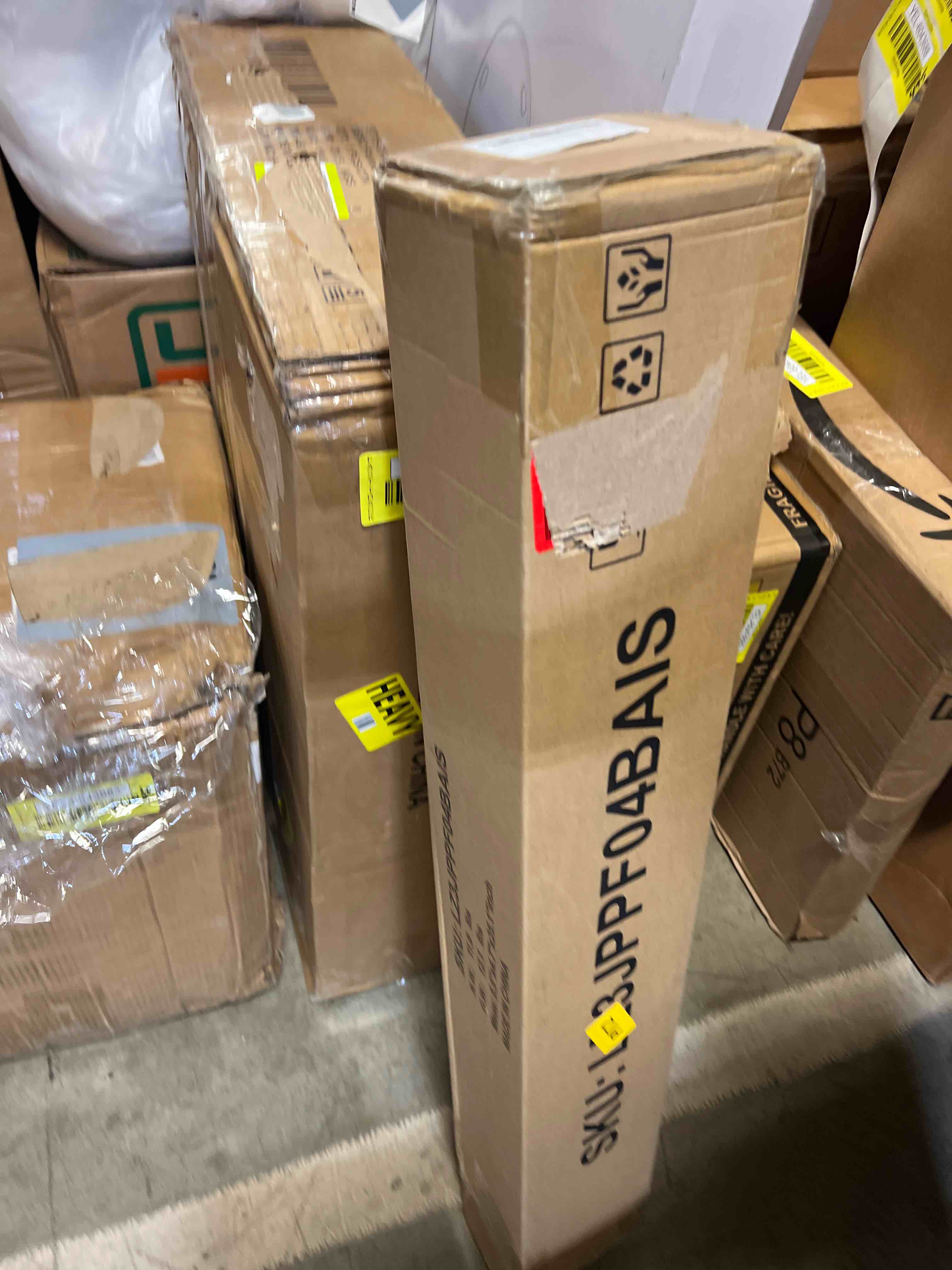 https://s3.amazonaws.com/lotting-images-prod/phillipi/YEL6043687_1727796526768.jpeg