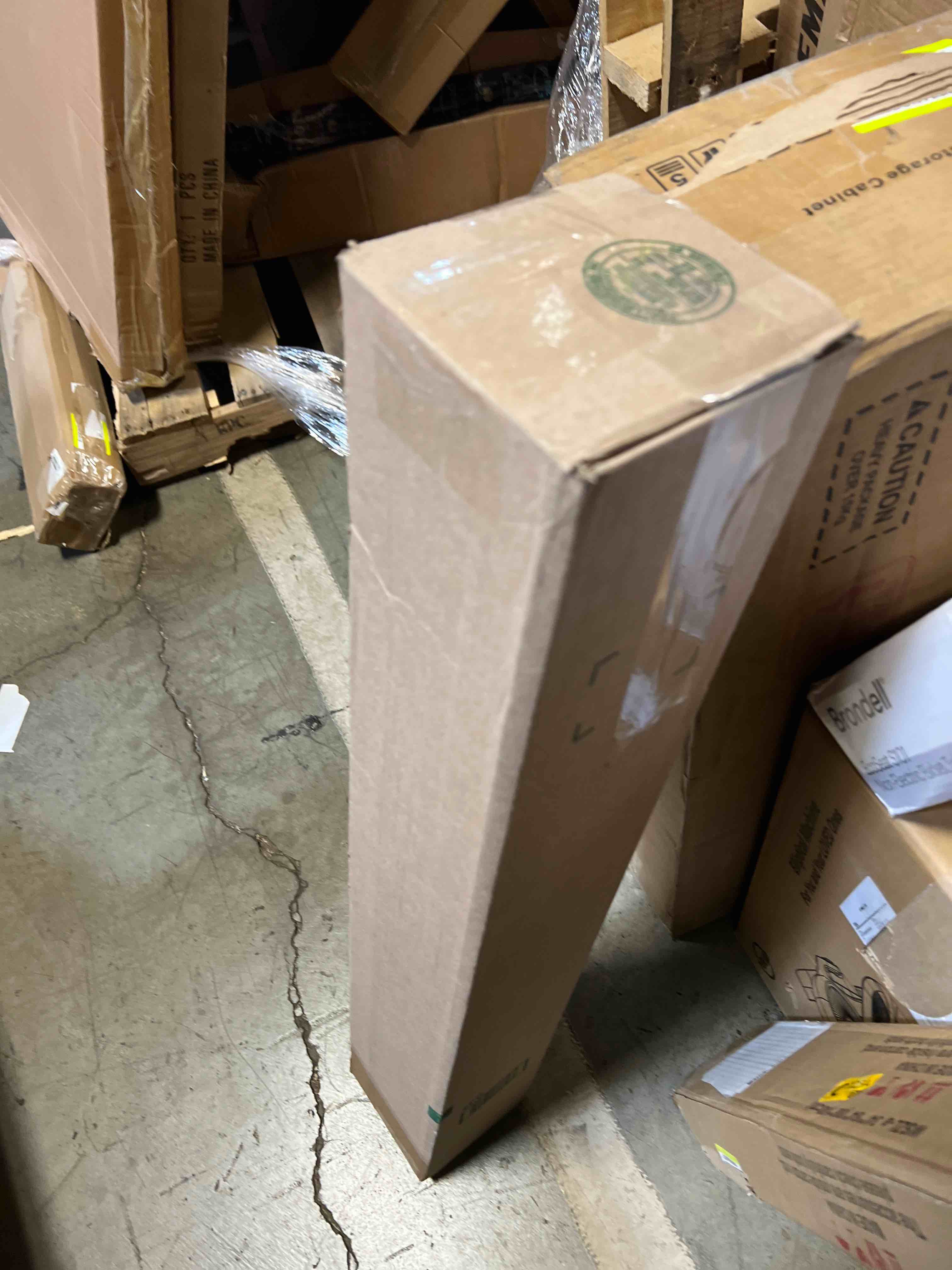 https://s3.amazonaws.com/lotting-images-prod/phillipi/YEL6043691_1727797184599.jpeg
