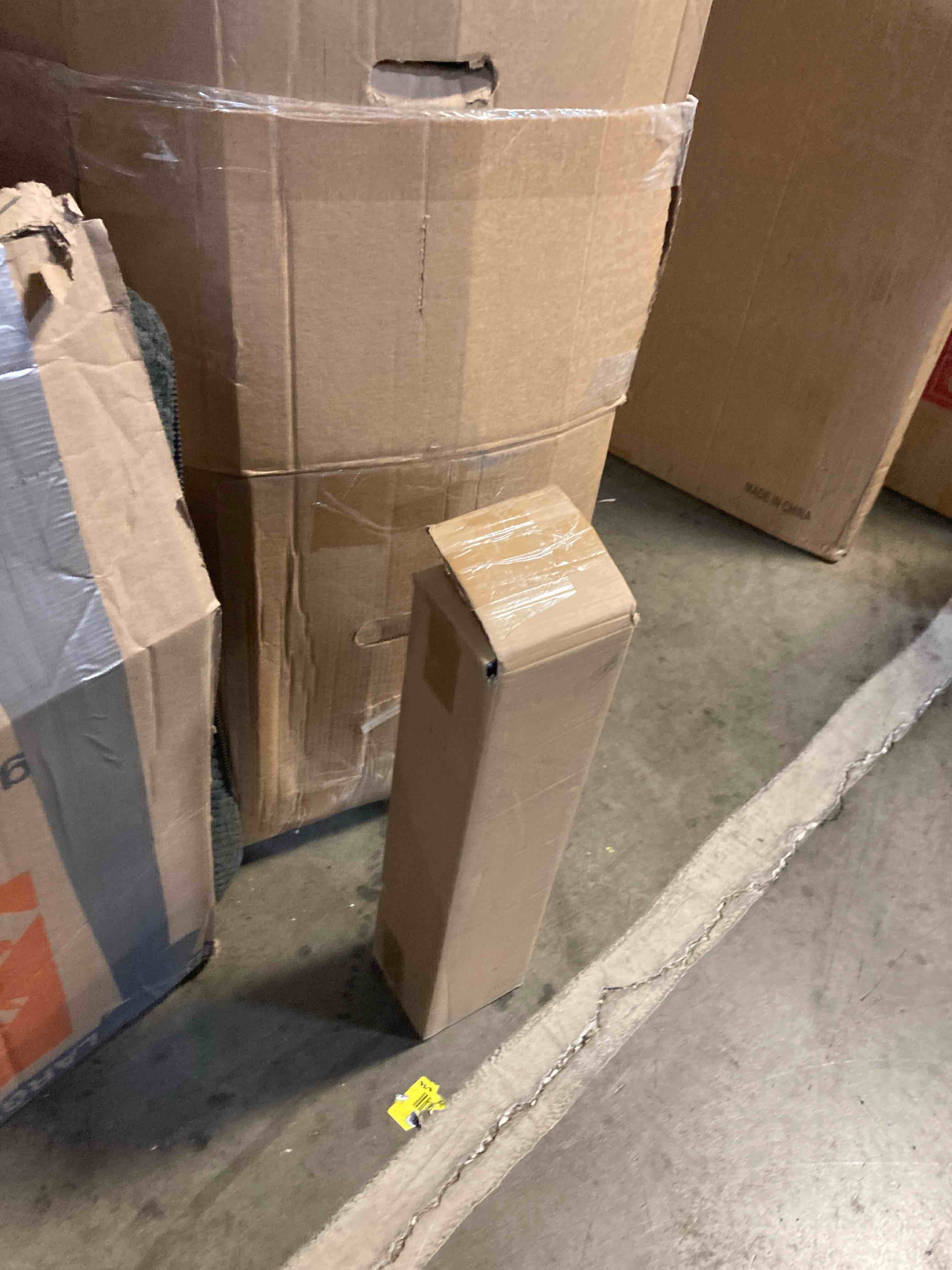 https://s3.amazonaws.com/lotting-images-prod/phillipi/YEL6043723_1727802735796.jpeg