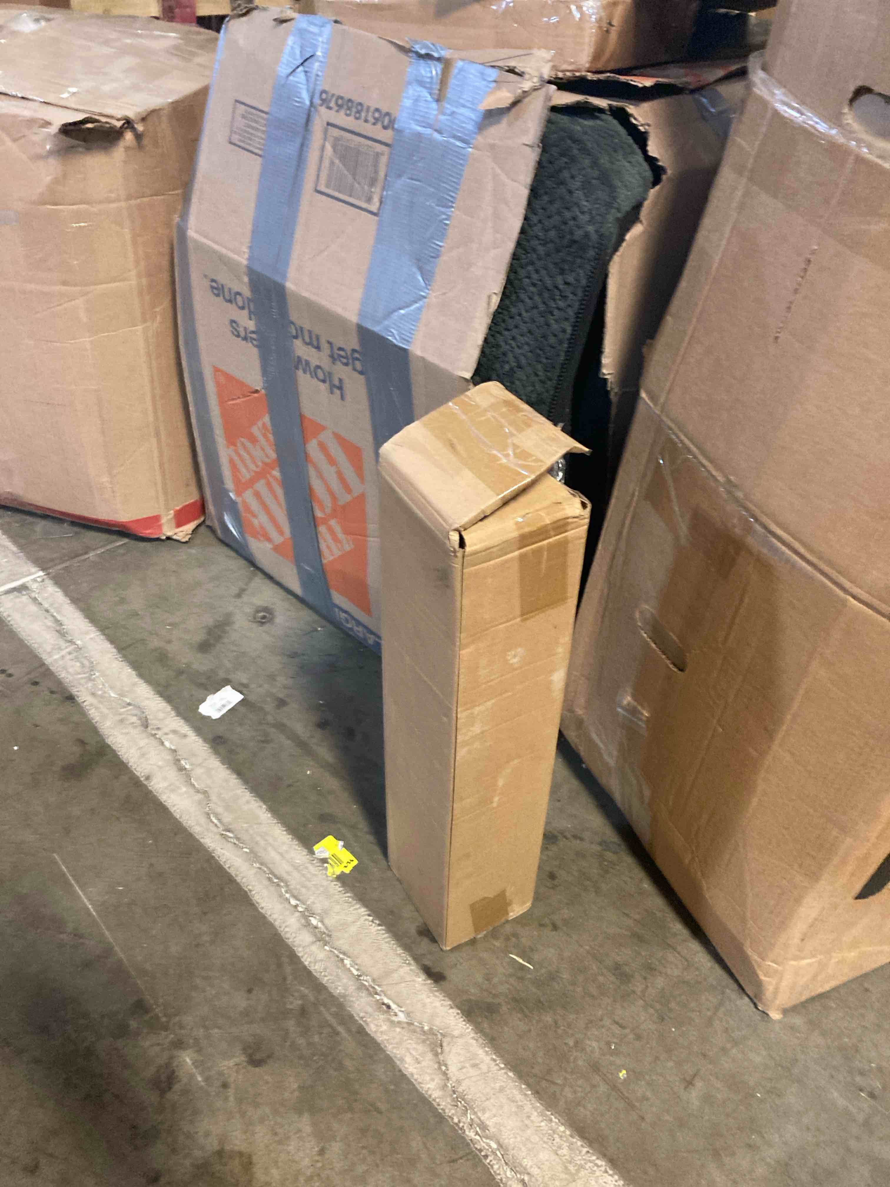 https://s3.amazonaws.com/lotting-images-prod/phillipi/YEL6043723_1727802739766.jpeg
