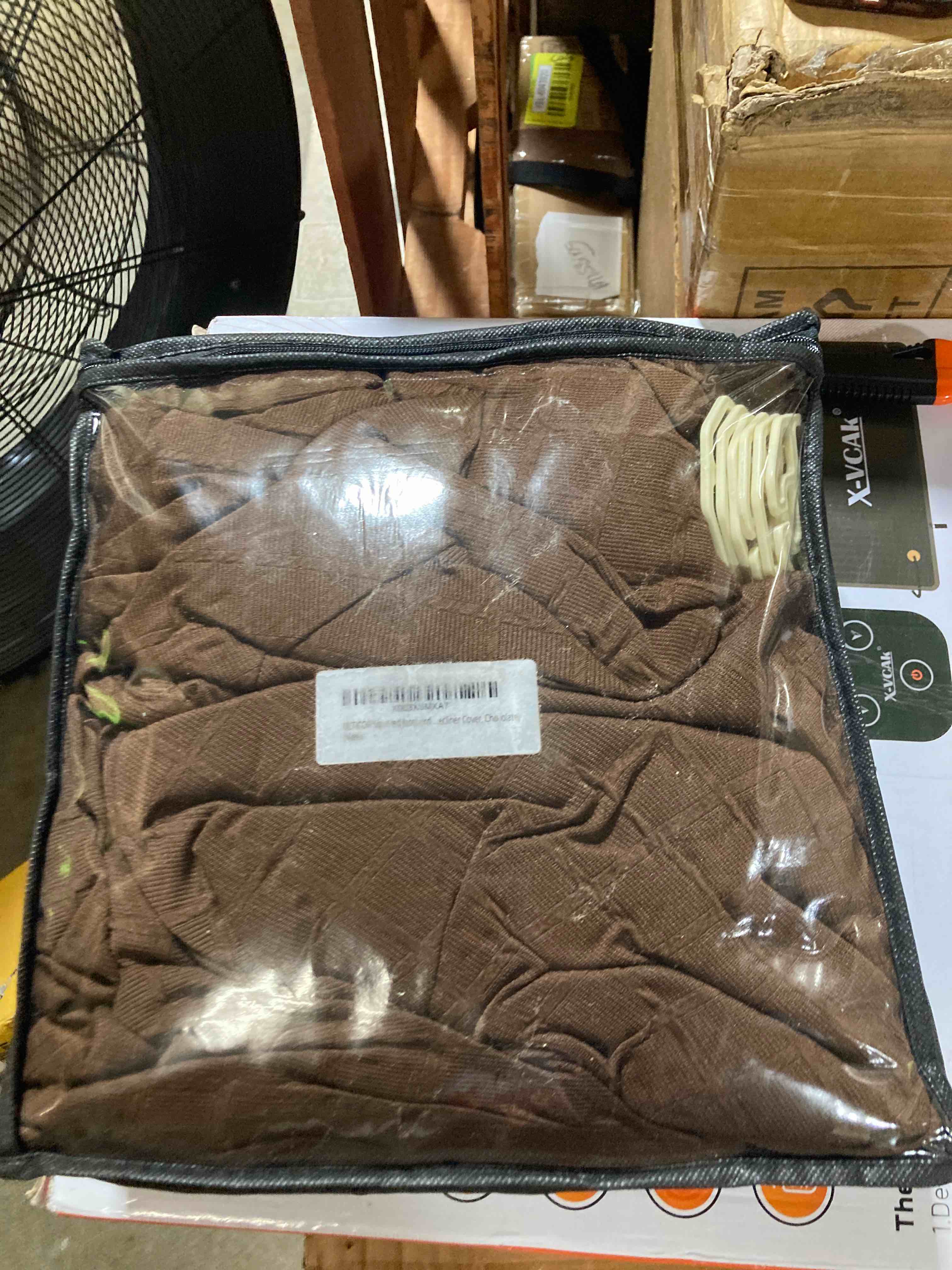 https://s3.amazonaws.com/lotting-images-prod/phillipi/YEL6043923_1727888848426.jpeg