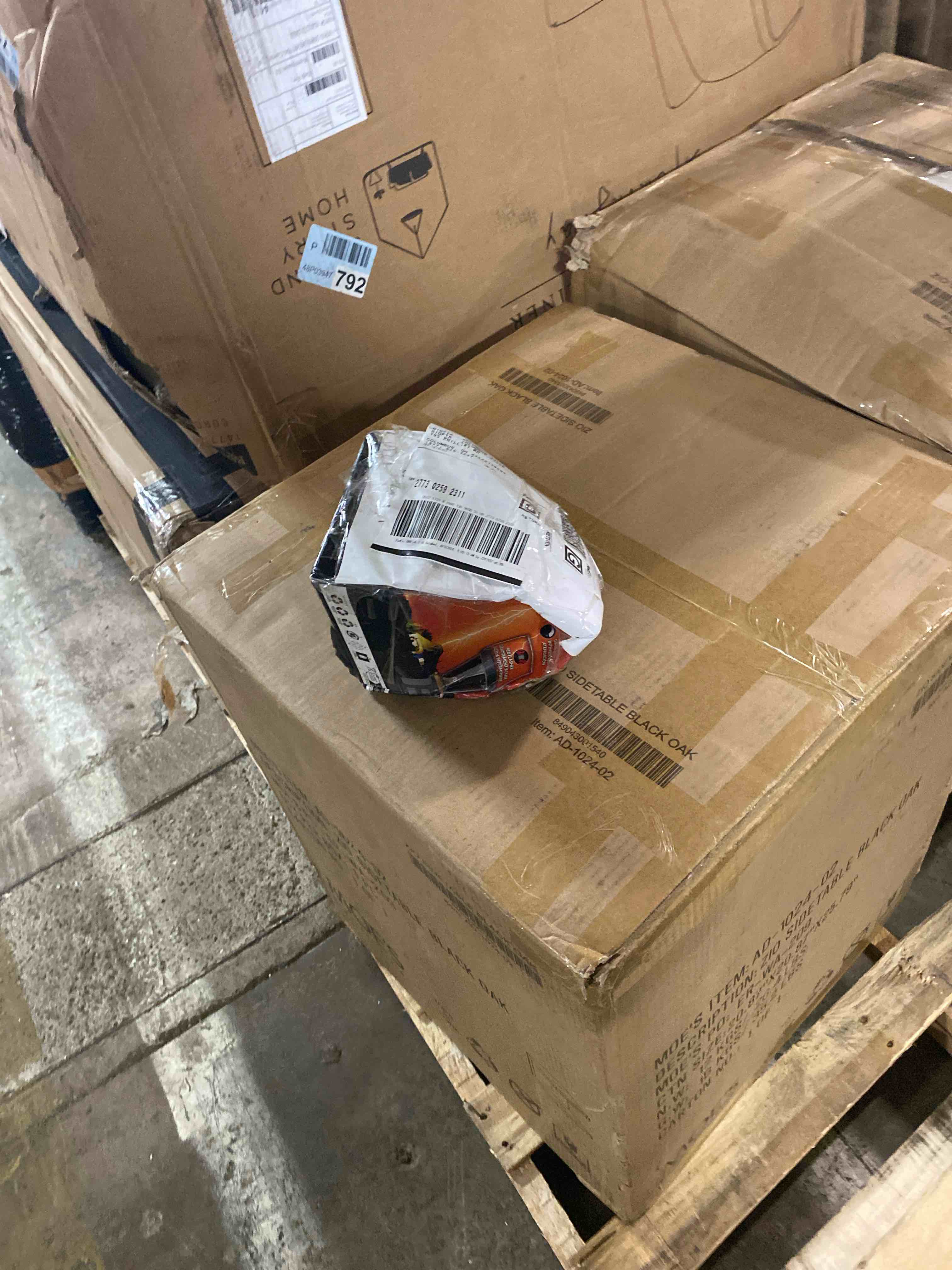 https://s3.amazonaws.com/lotting-images-prod/phillipi/YEL6457076_1723043910199.jpeg