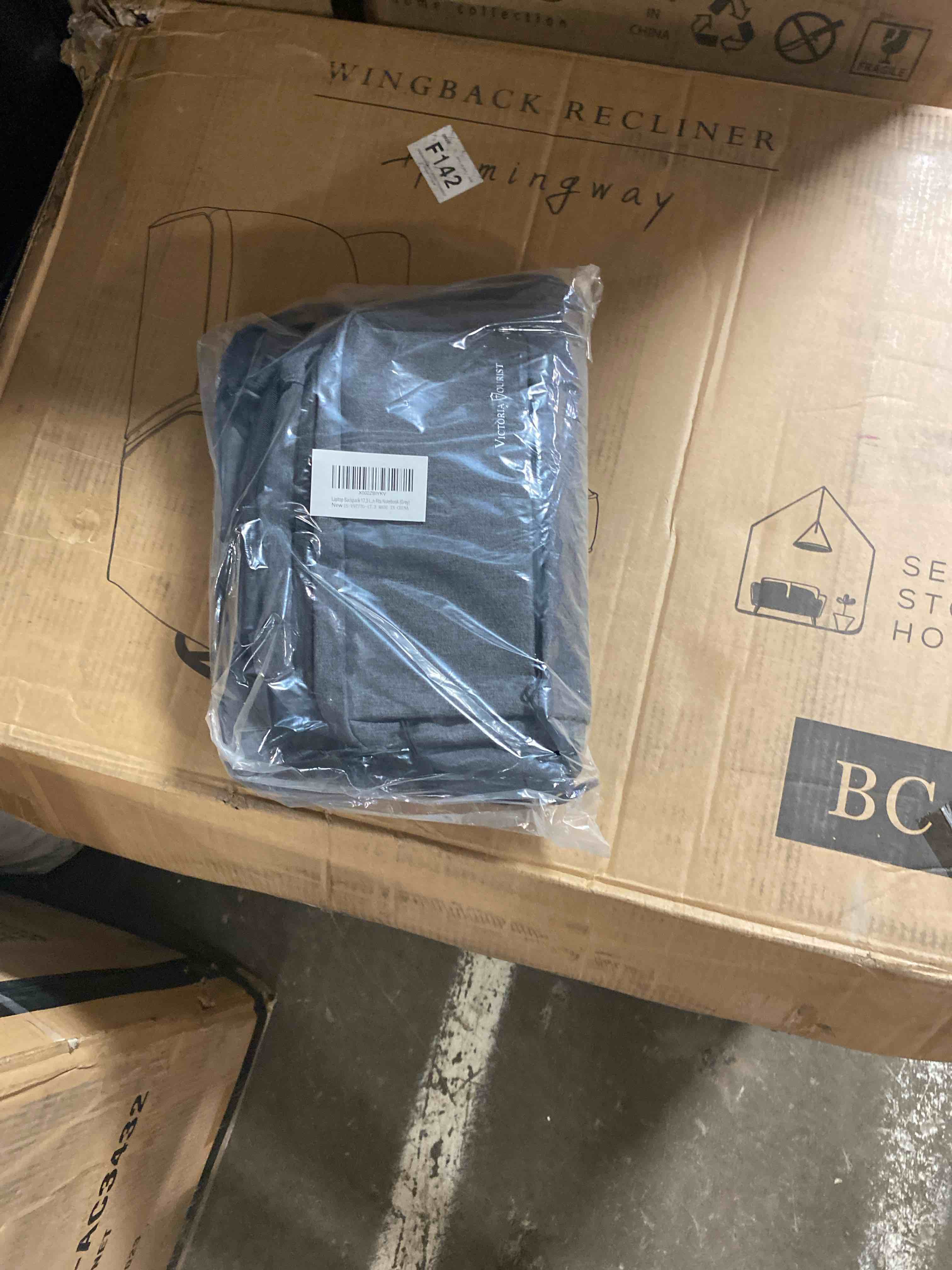 https://s3.amazonaws.com/lotting-images-prod/phillipi/YEL6457084_1723045188716.jpeg