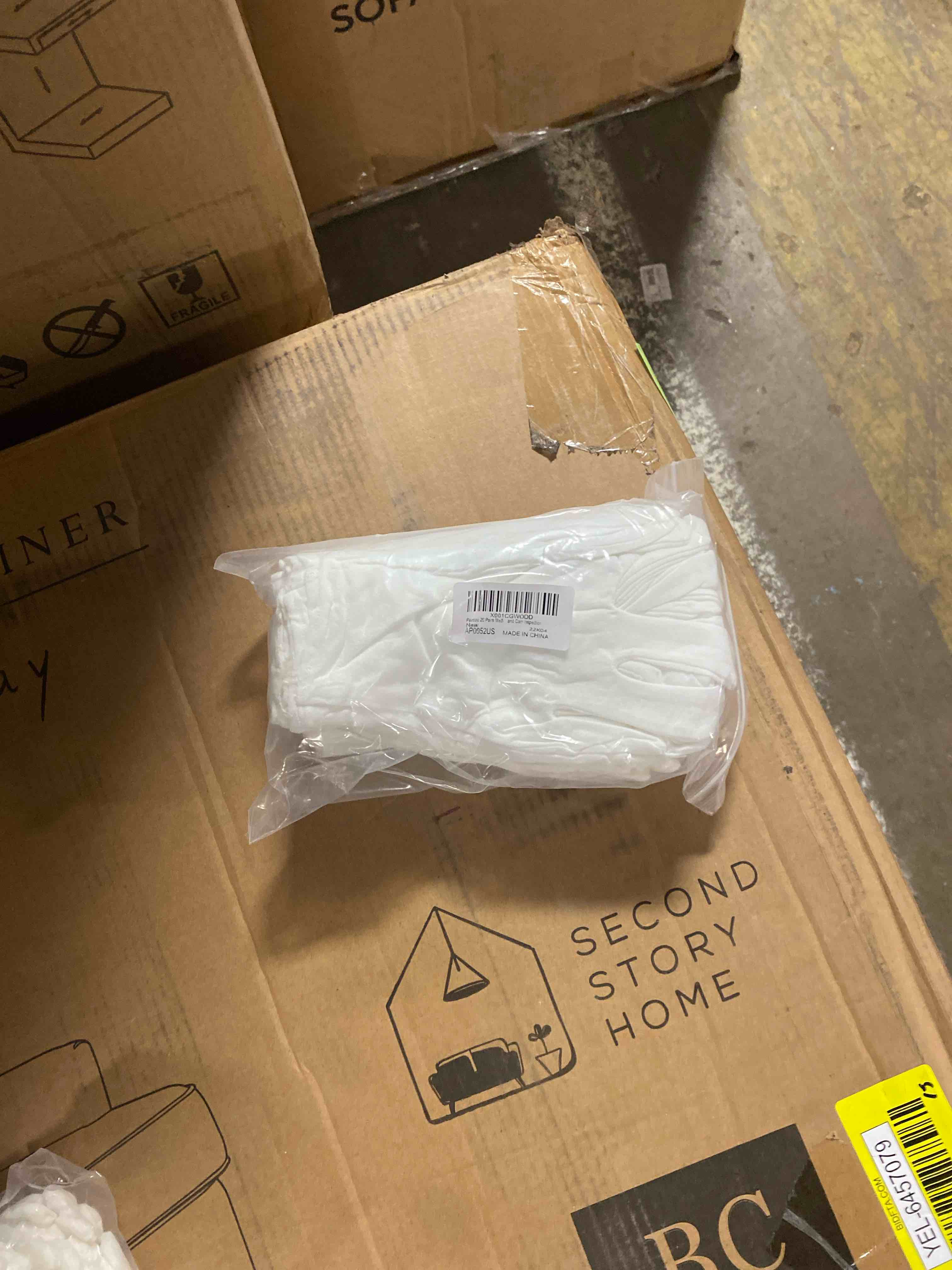 https://s3.amazonaws.com/lotting-images-prod/phillipi/YEL6457089_1723045807759.jpeg