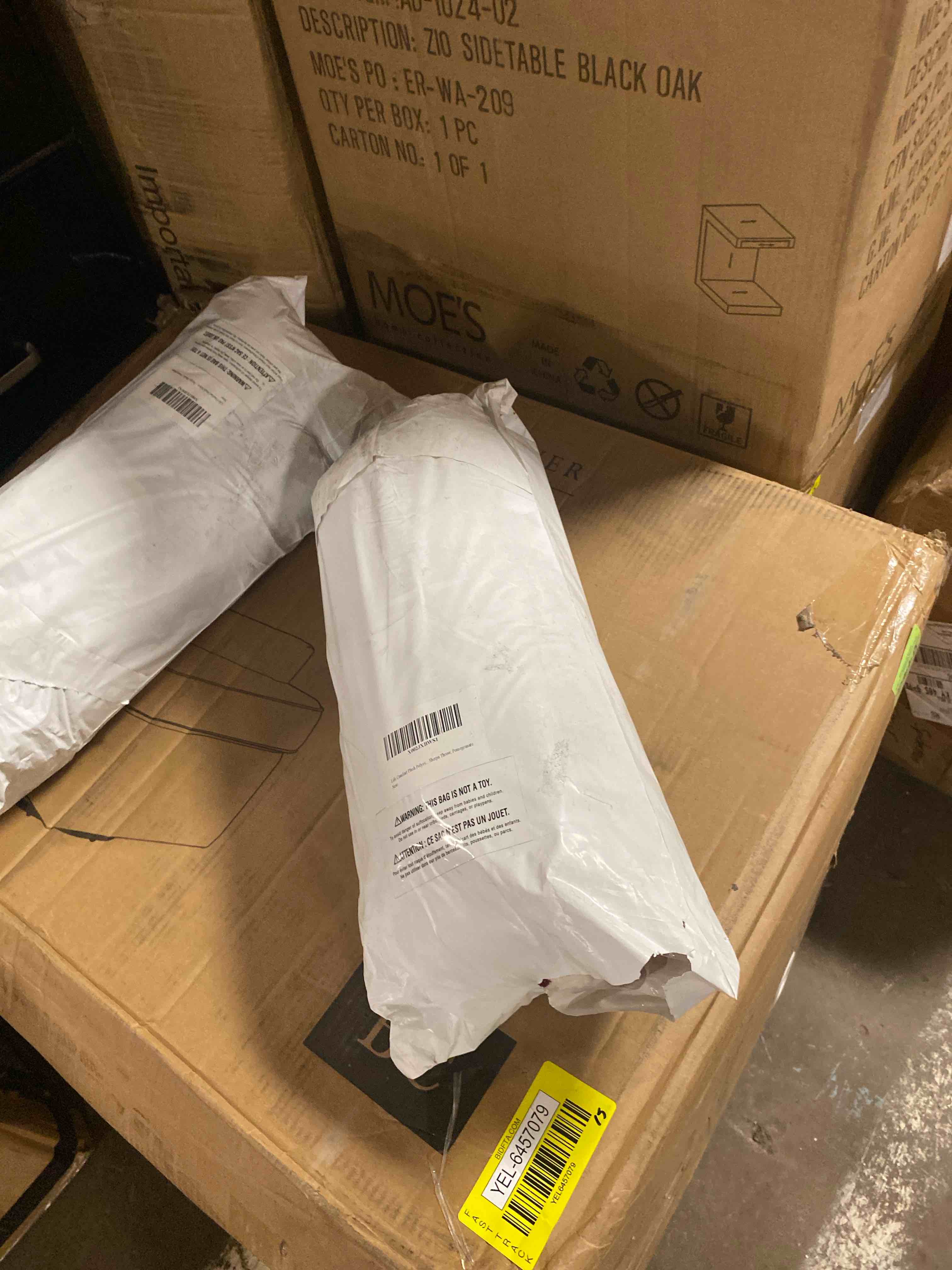 https://s3.amazonaws.com/lotting-images-prod/phillipi/YEL6457092_1723046485325.jpeg