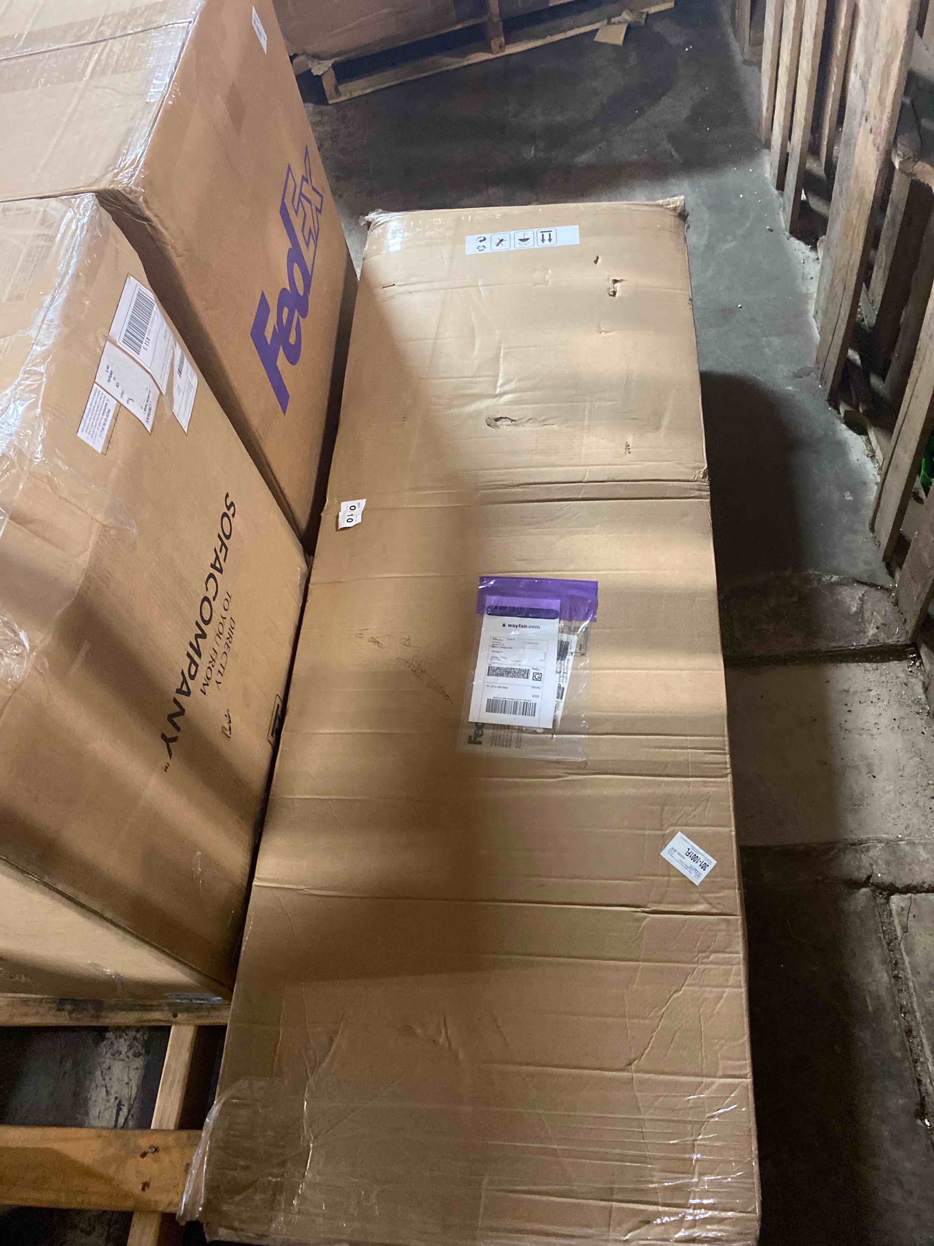 https://s3.amazonaws.com/lotting-images-prod/phillipi/YEL6457139_1723058176001.jpeg