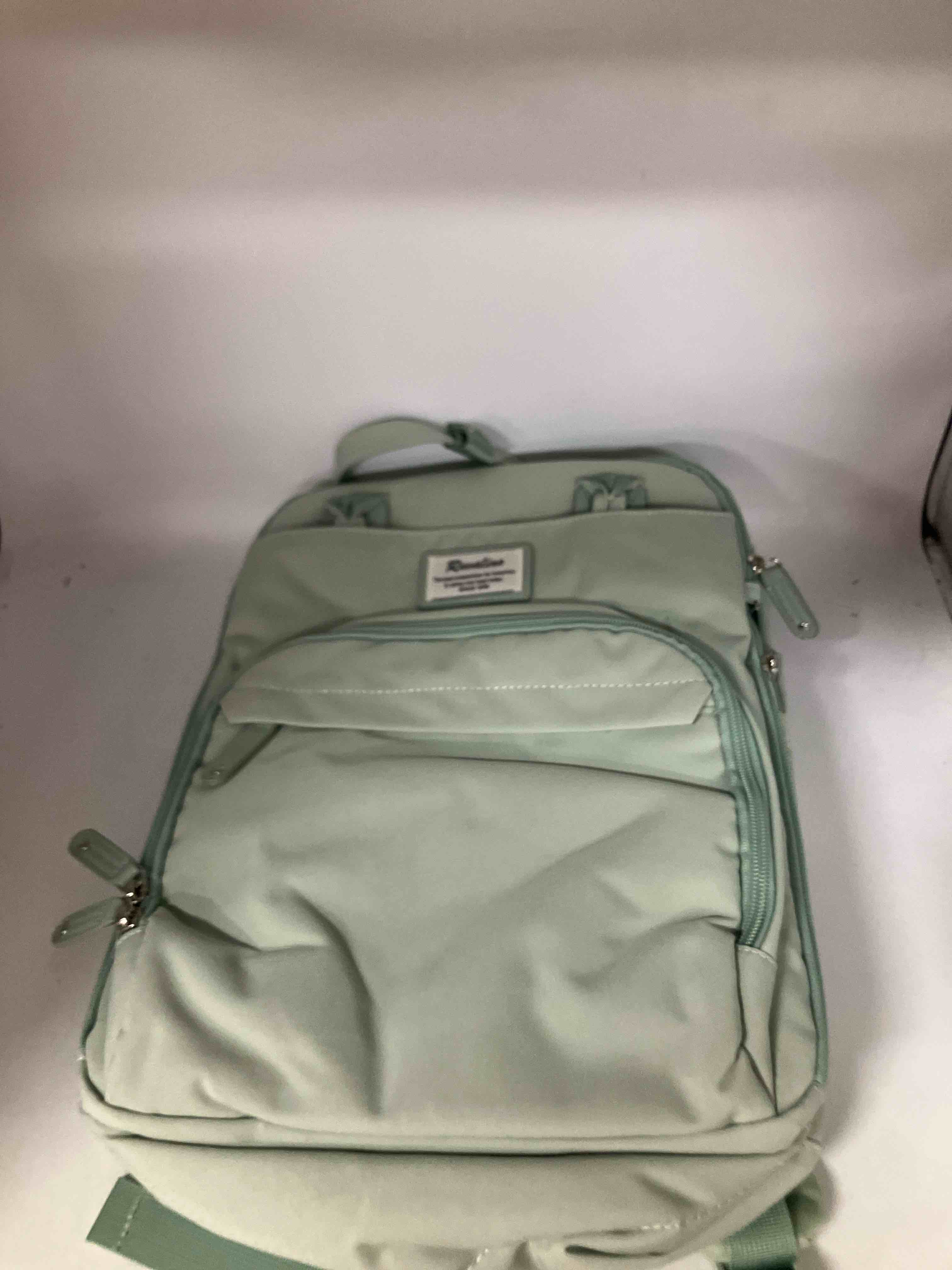 https://s3.amazonaws.com/lotting-images-prod/phillipi/YEL6458016_1722278385081.jpeg