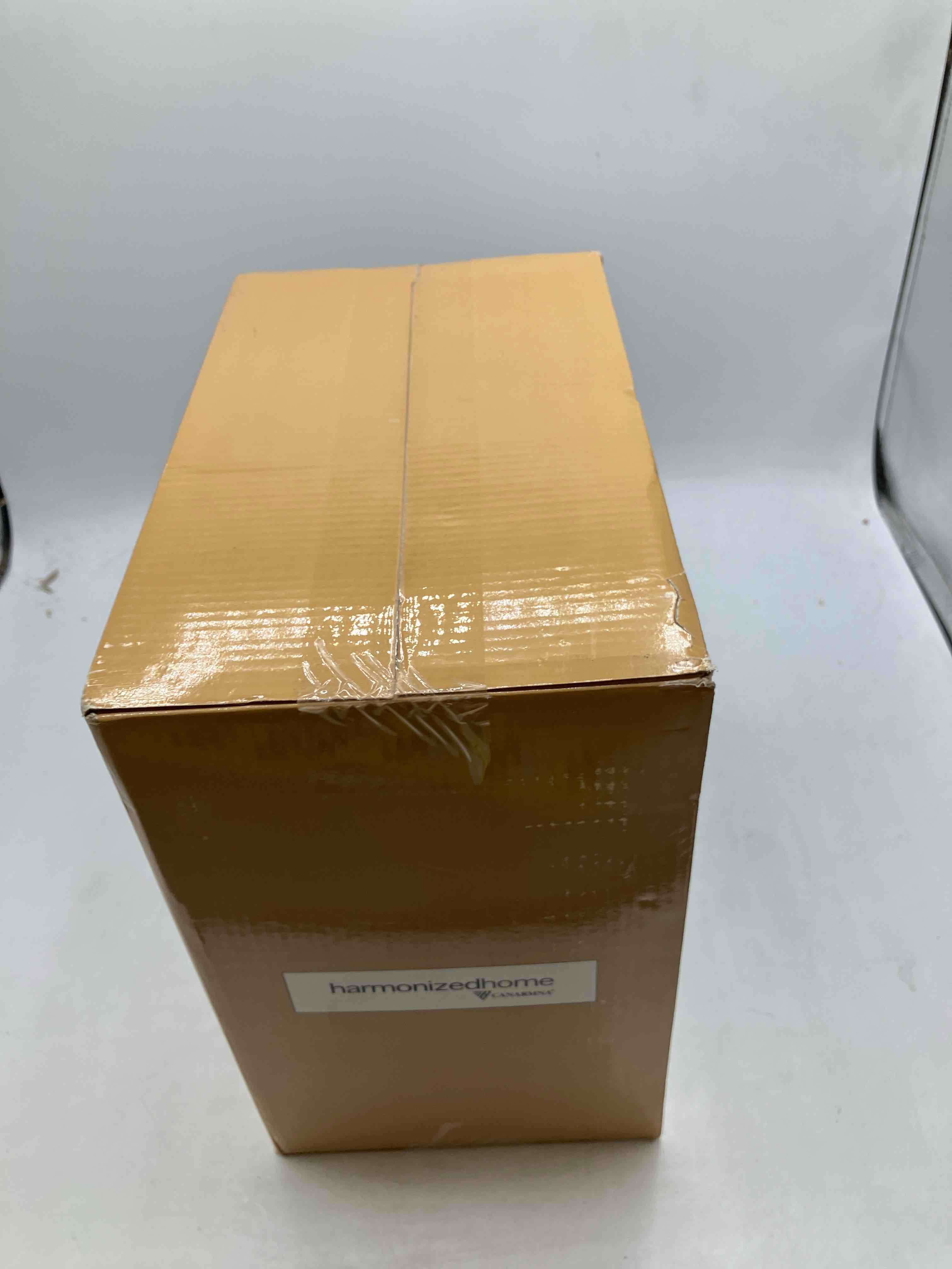 https://s3.amazonaws.com/lotting-images-prod/phillipi/YEL6458800_1722536754296.jpeg