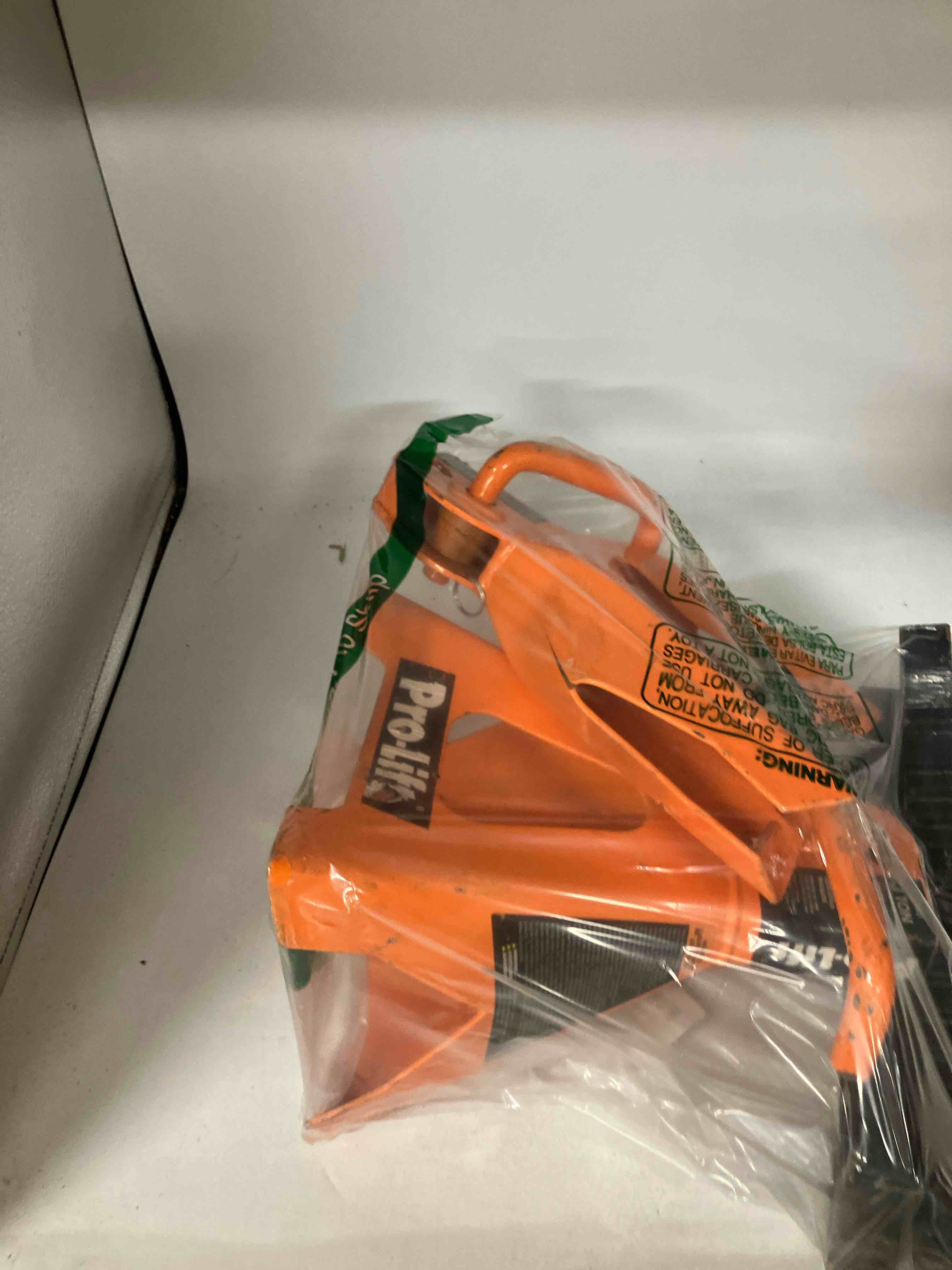 https://s3.amazonaws.com/lotting-images-prod/phillipi/YEL6458954_1722611544582.jpeg