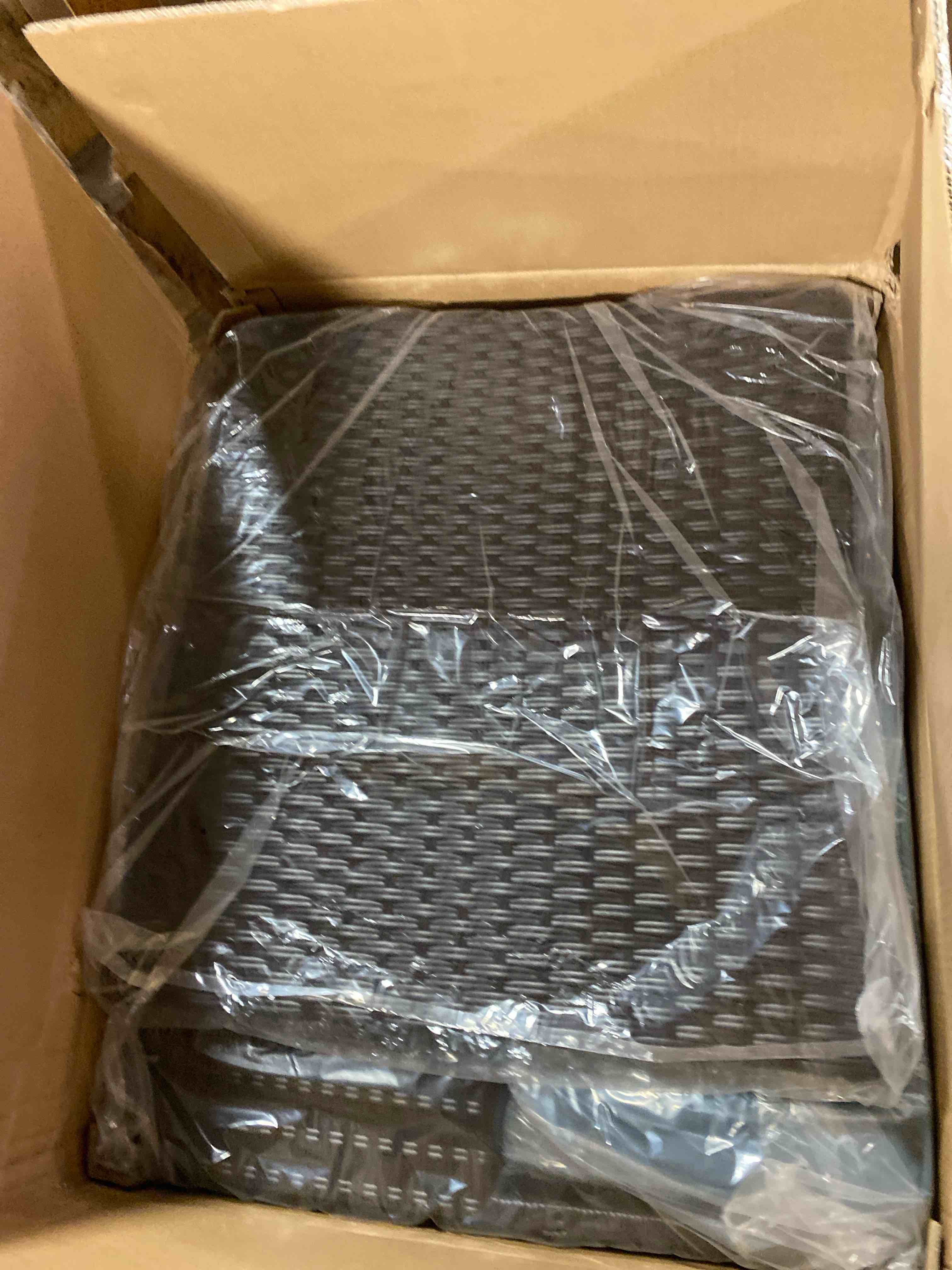 https://s3.amazonaws.com/lotting-images-prod/phillipi/YEL6460033_1721241076878.jpeg