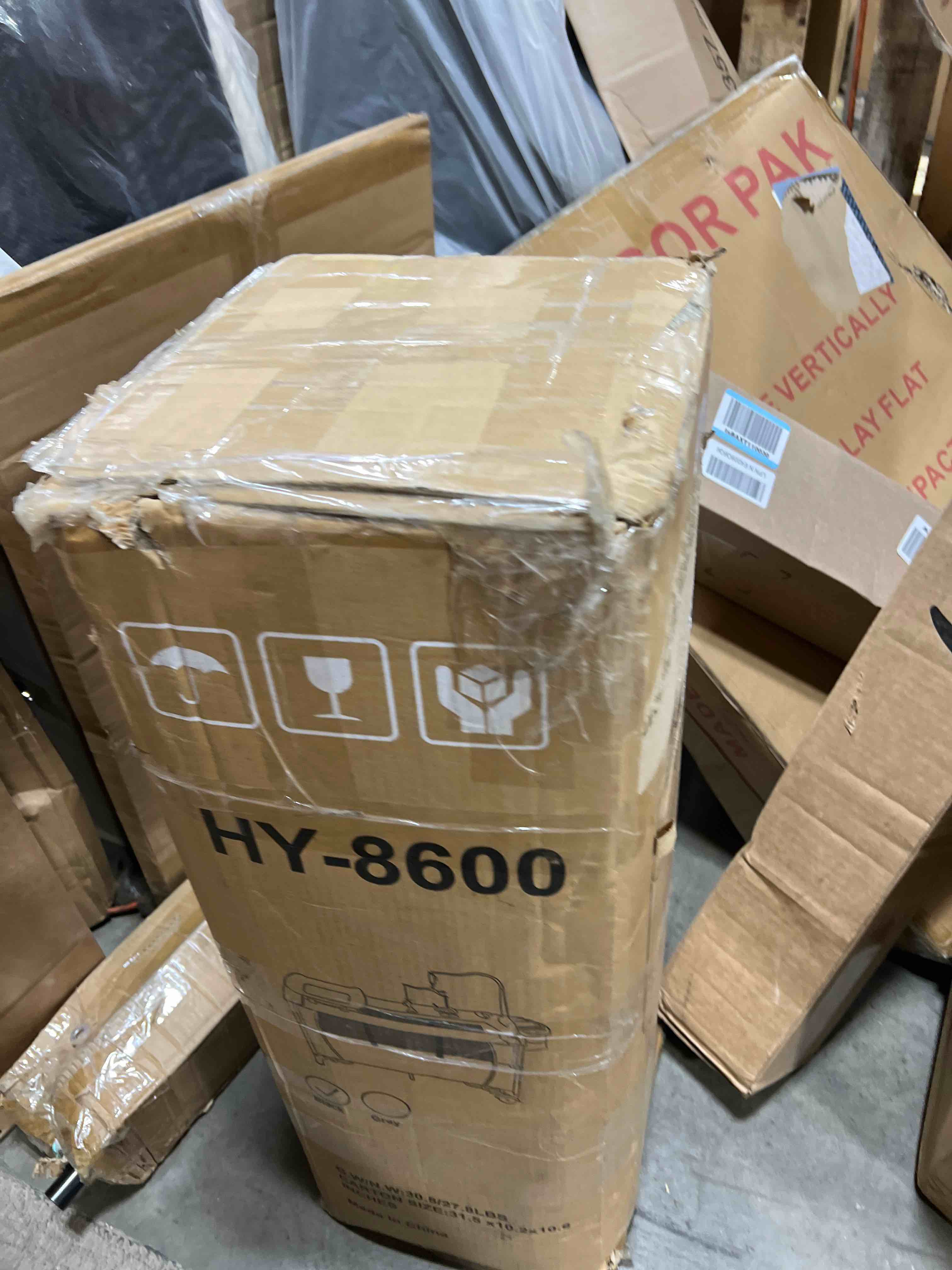 Pamo Babe 4 in 1 Portable Baby Crib Deluxe Nursery Center, Foldable