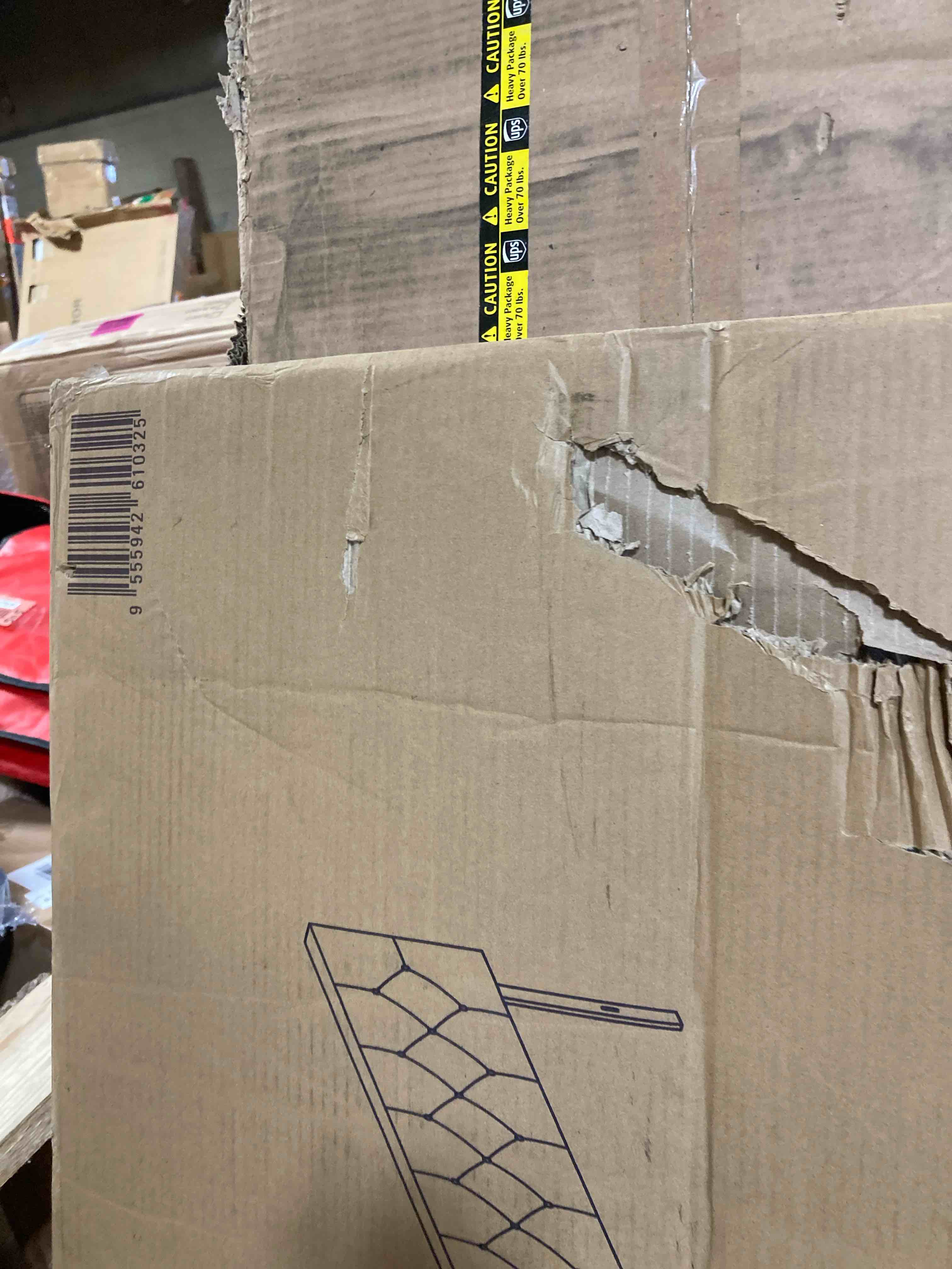 https://s3.amazonaws.com/lotting-images-prod/phillipi/YEL6462874_1728325803653.jpeg
