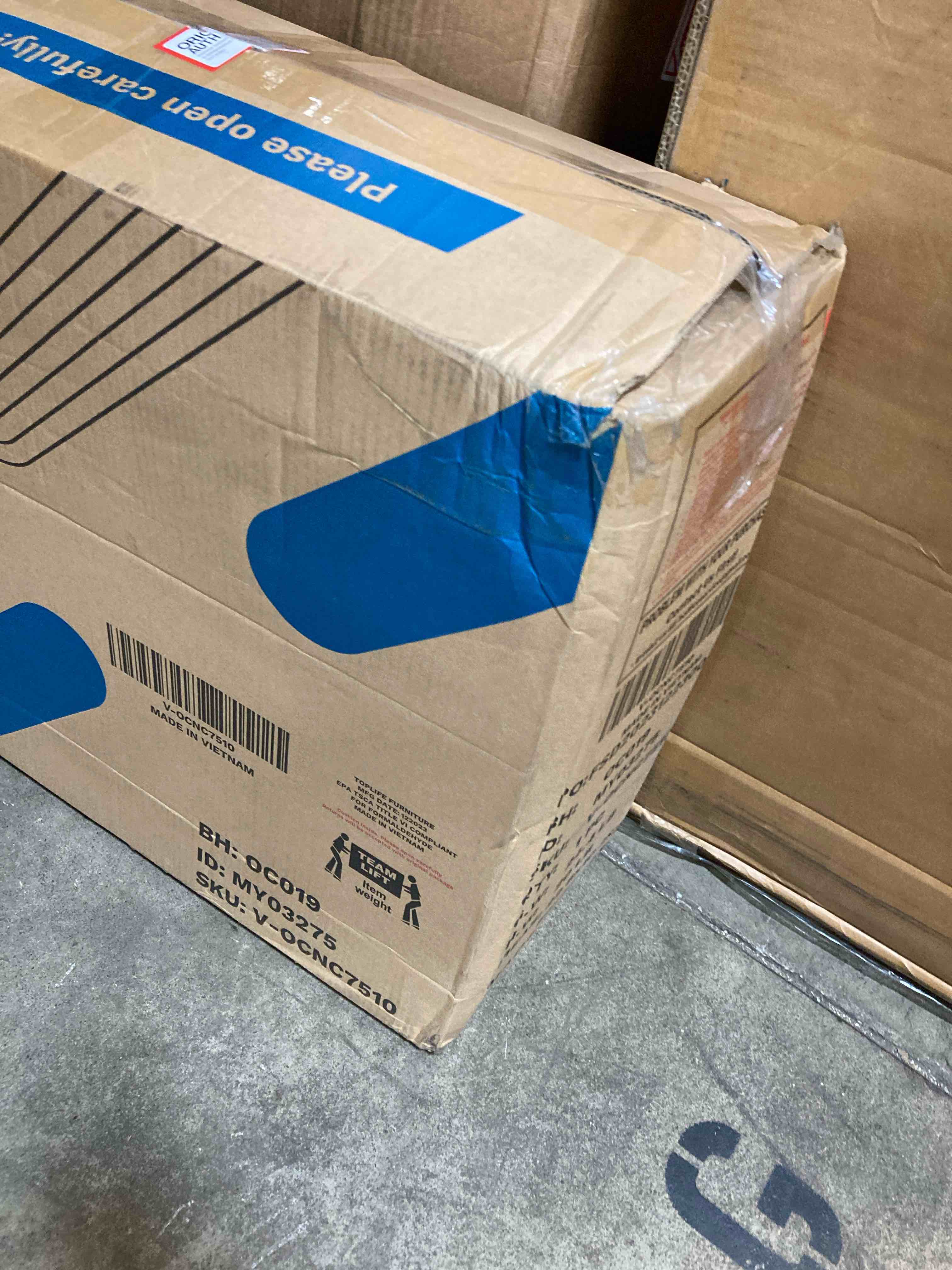 https://s3.amazonaws.com/lotting-images-prod/phillipi/YEL6462883_1728327617313.jpeg