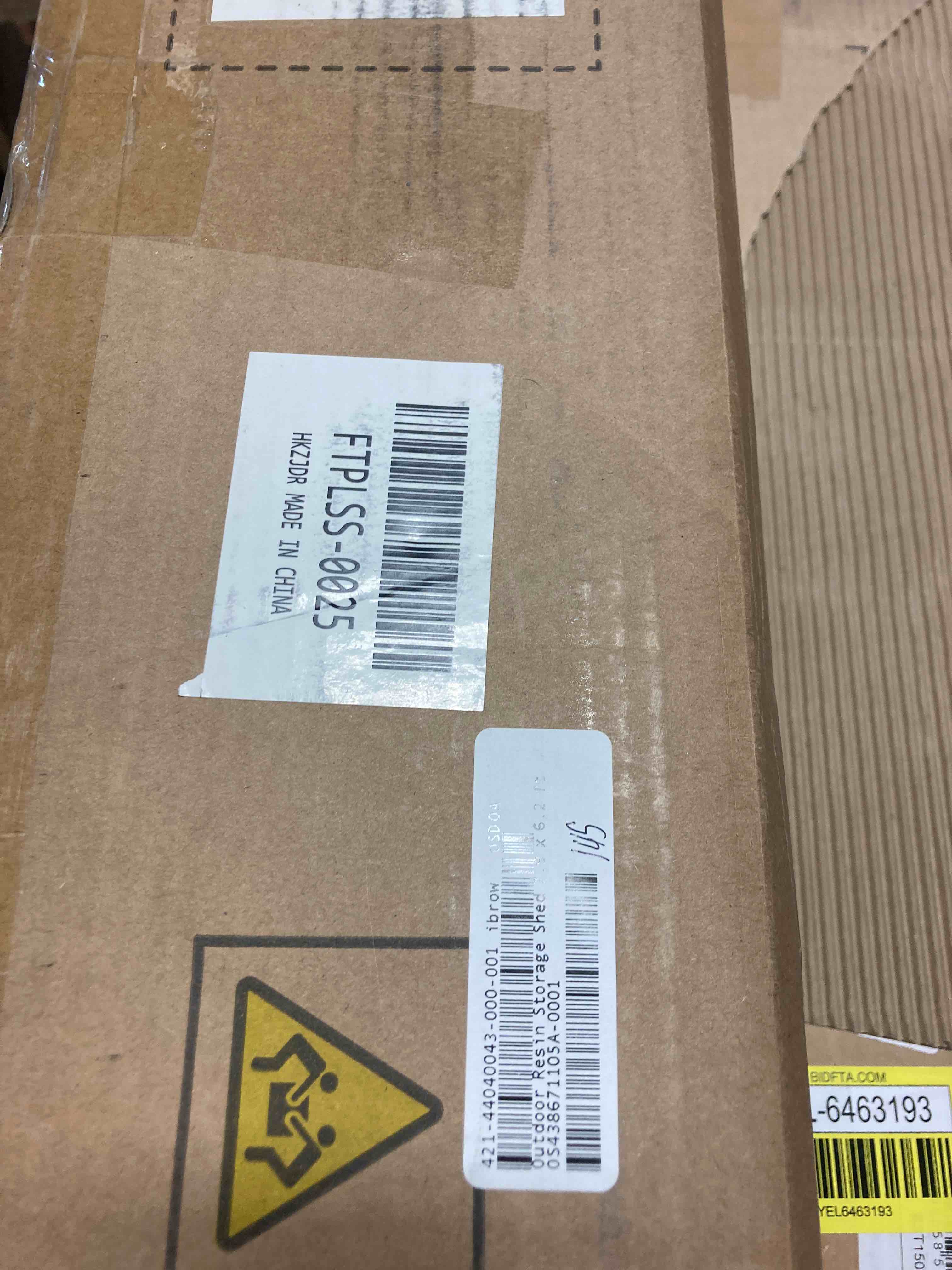 https://s3.amazonaws.com/lotting-images-prod/phillipi/YEL6463194_1729195914549.jpeg