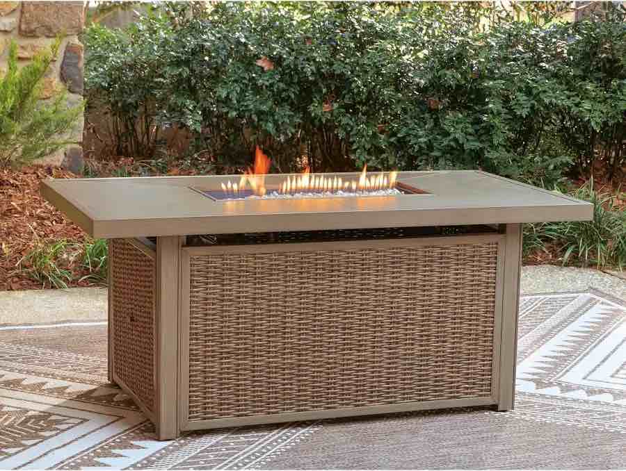  ashley furniture beachcroft rectangular fire pit tablep791-773