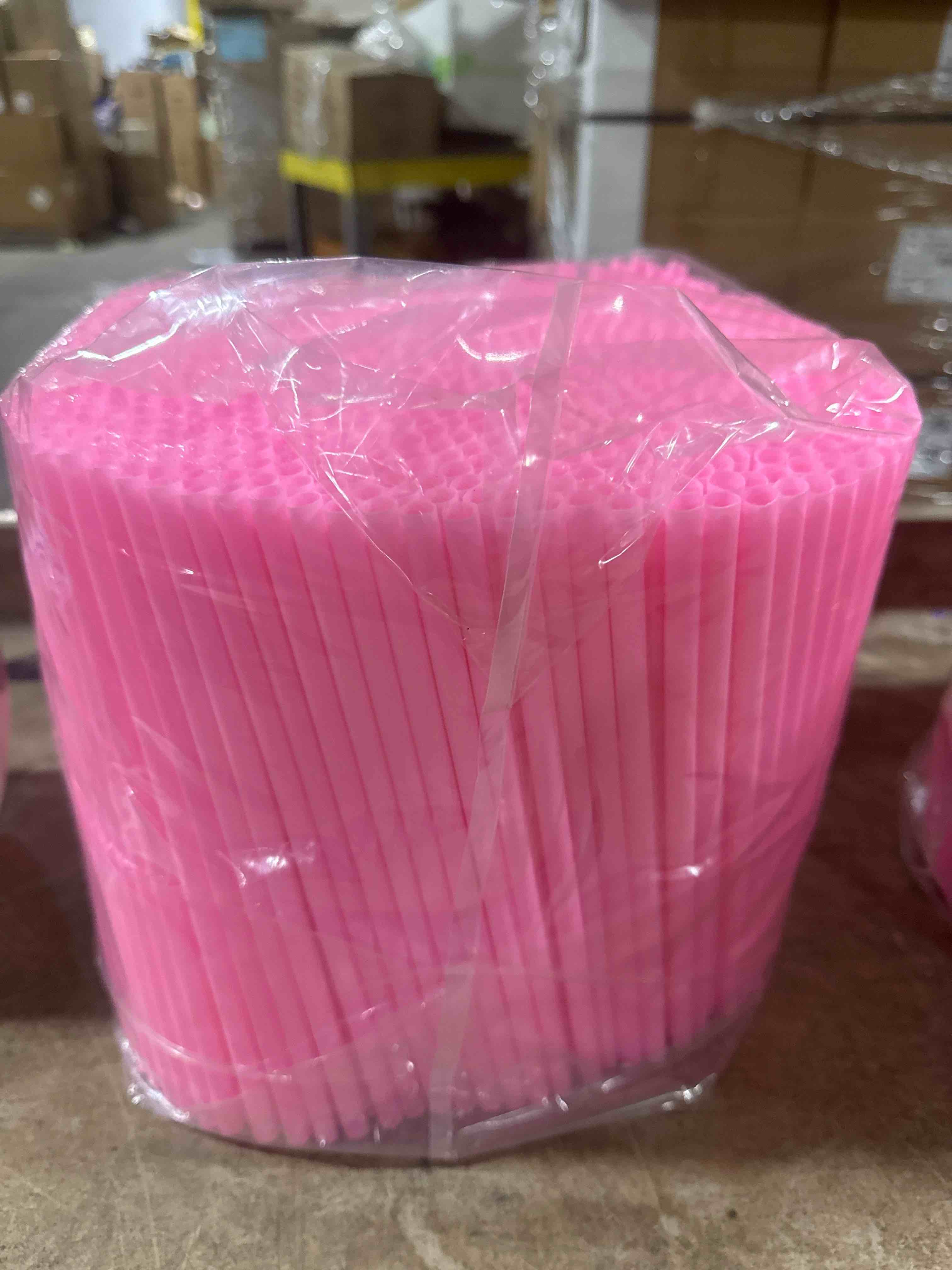 Condition photo showing New/Like New for pink flexible drinking straws, 500 count bulk pack