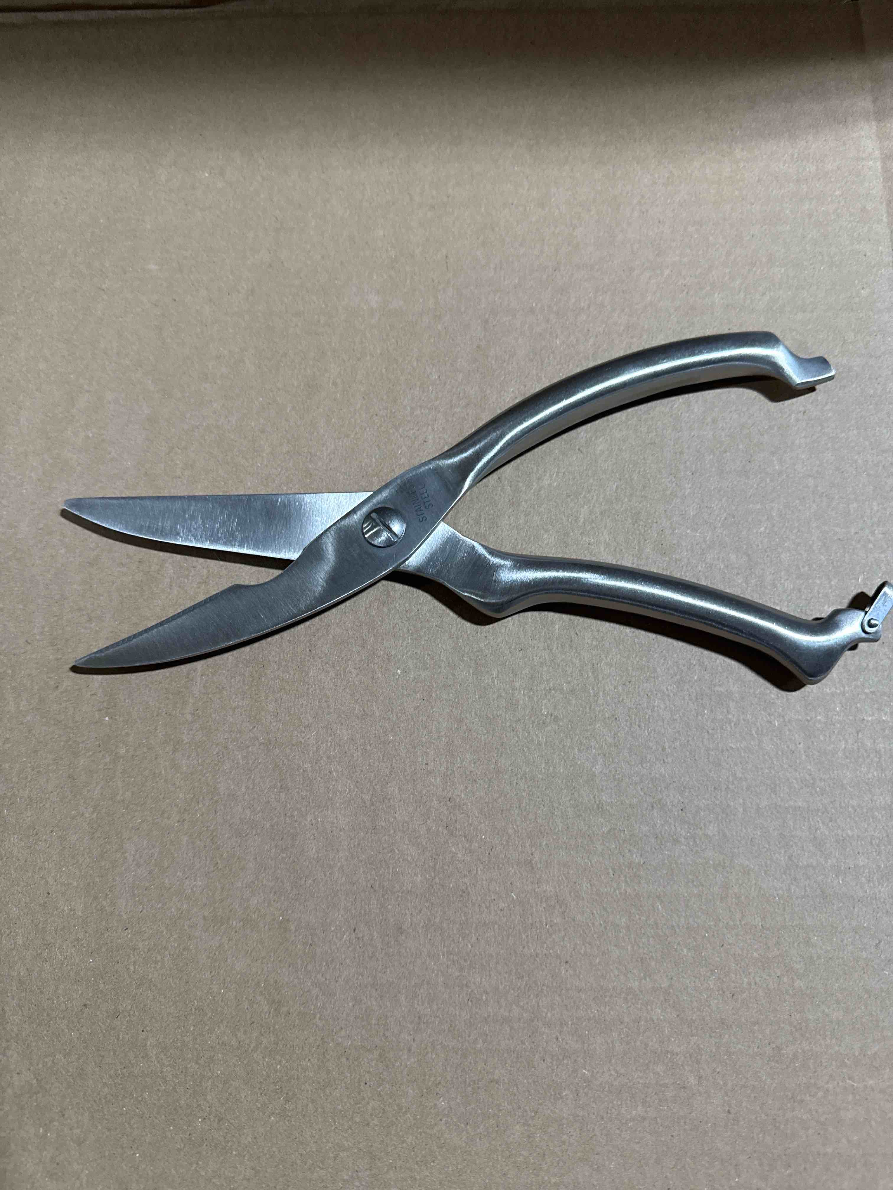 Condition photo showing New/Like New for Heavy Duty Poultry Shears, Kitchen Shears with Non-Slip Handle & Safety Lock, All Purpose Kitchen Scissors for Chicken, Meat Cutting, Turkey, Fish, Vegetables