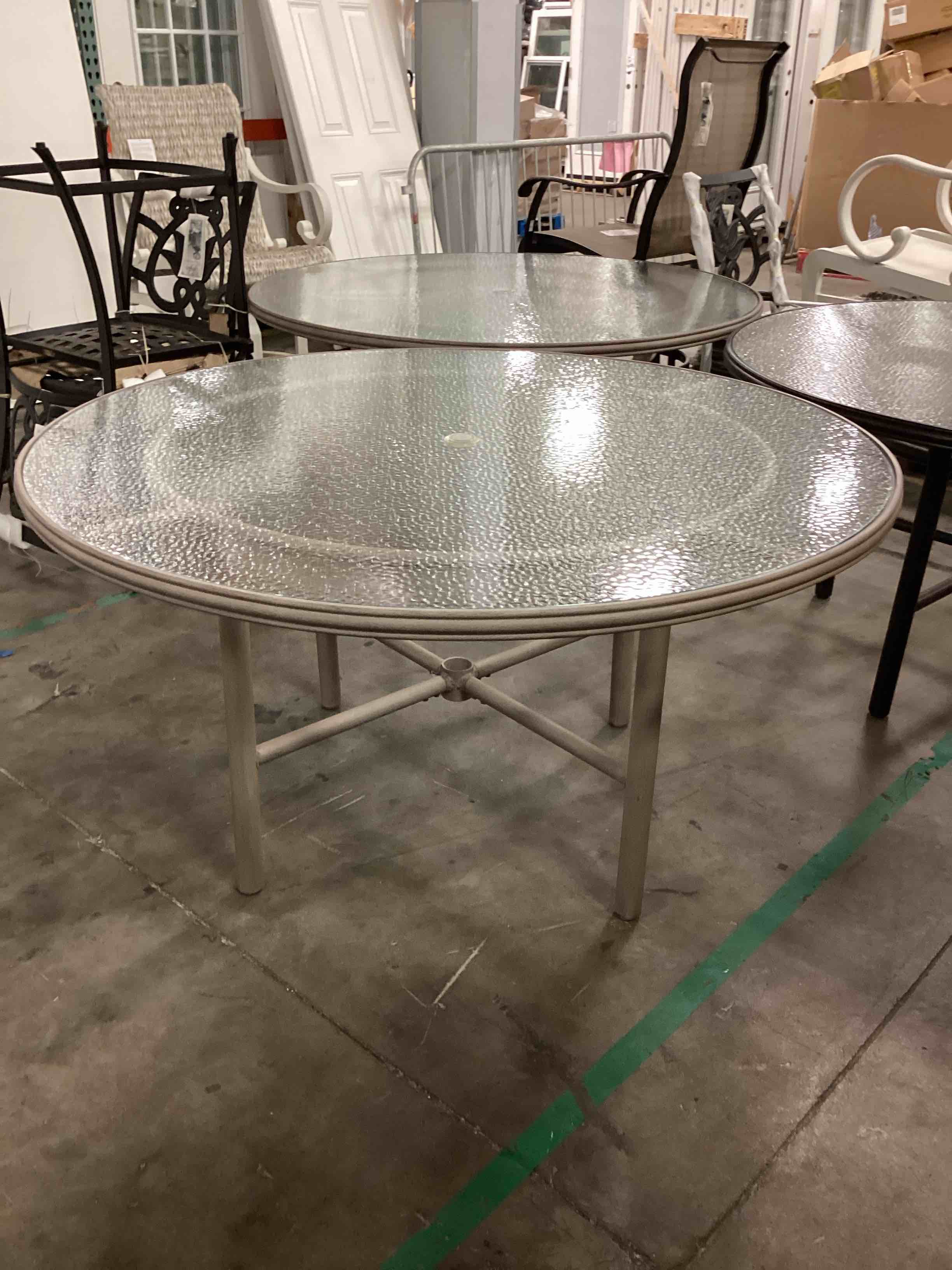 https://s3.amazonaws.com/lotting-images-prod/roundpatiotablebeige_1752179255622.jpeg
