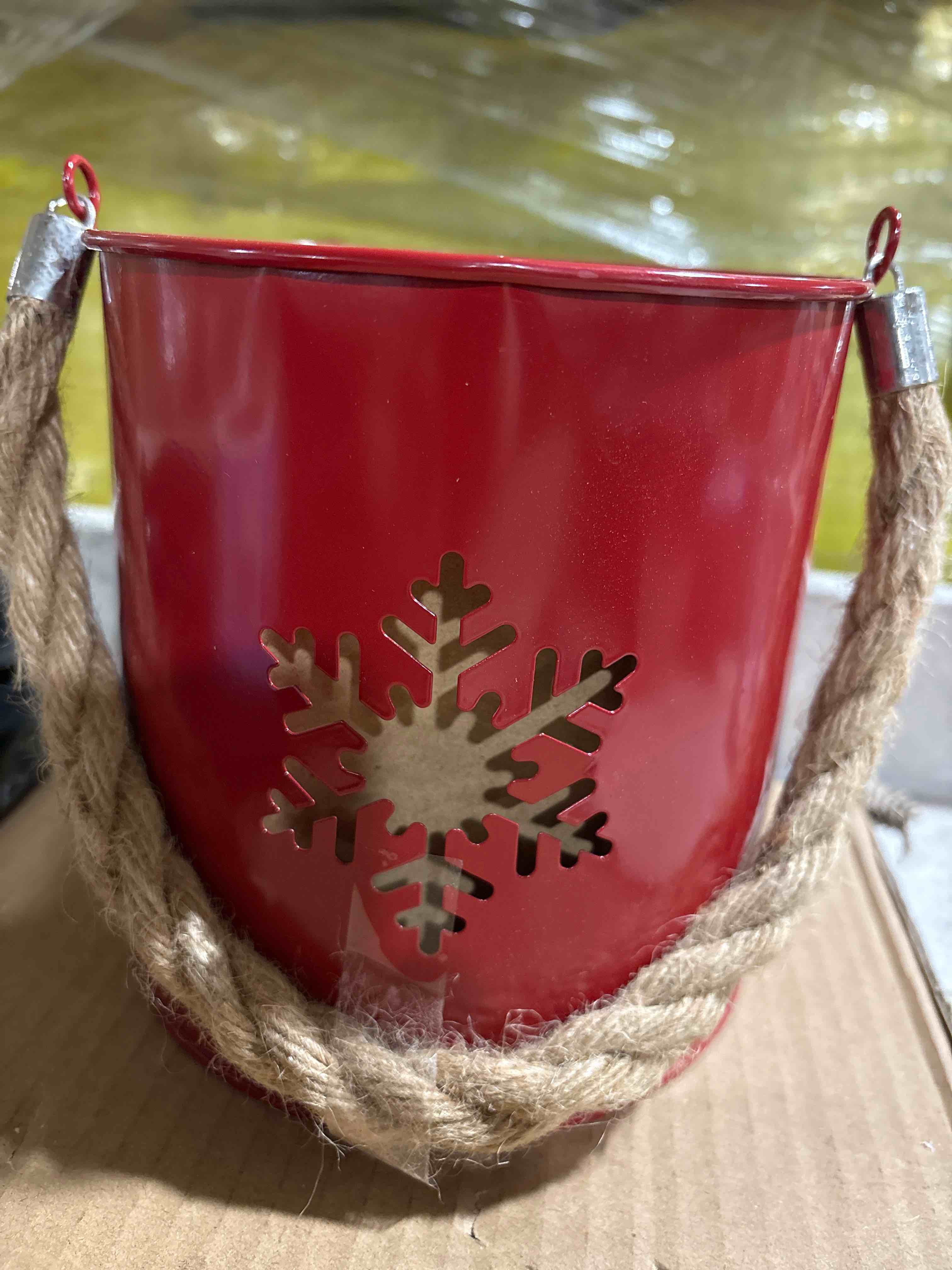 lantern snowflake bucket red with rope handles