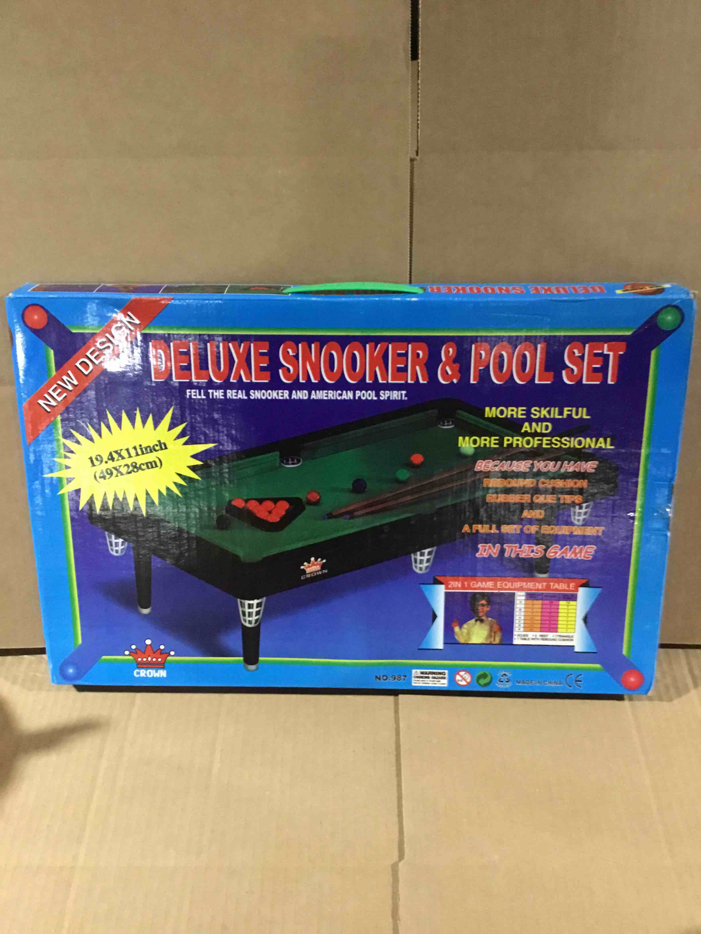 Condition photo showing New/Like New for Deluxe Snooker & Pool Set 19.4 x 11 inch (49x28 cm)