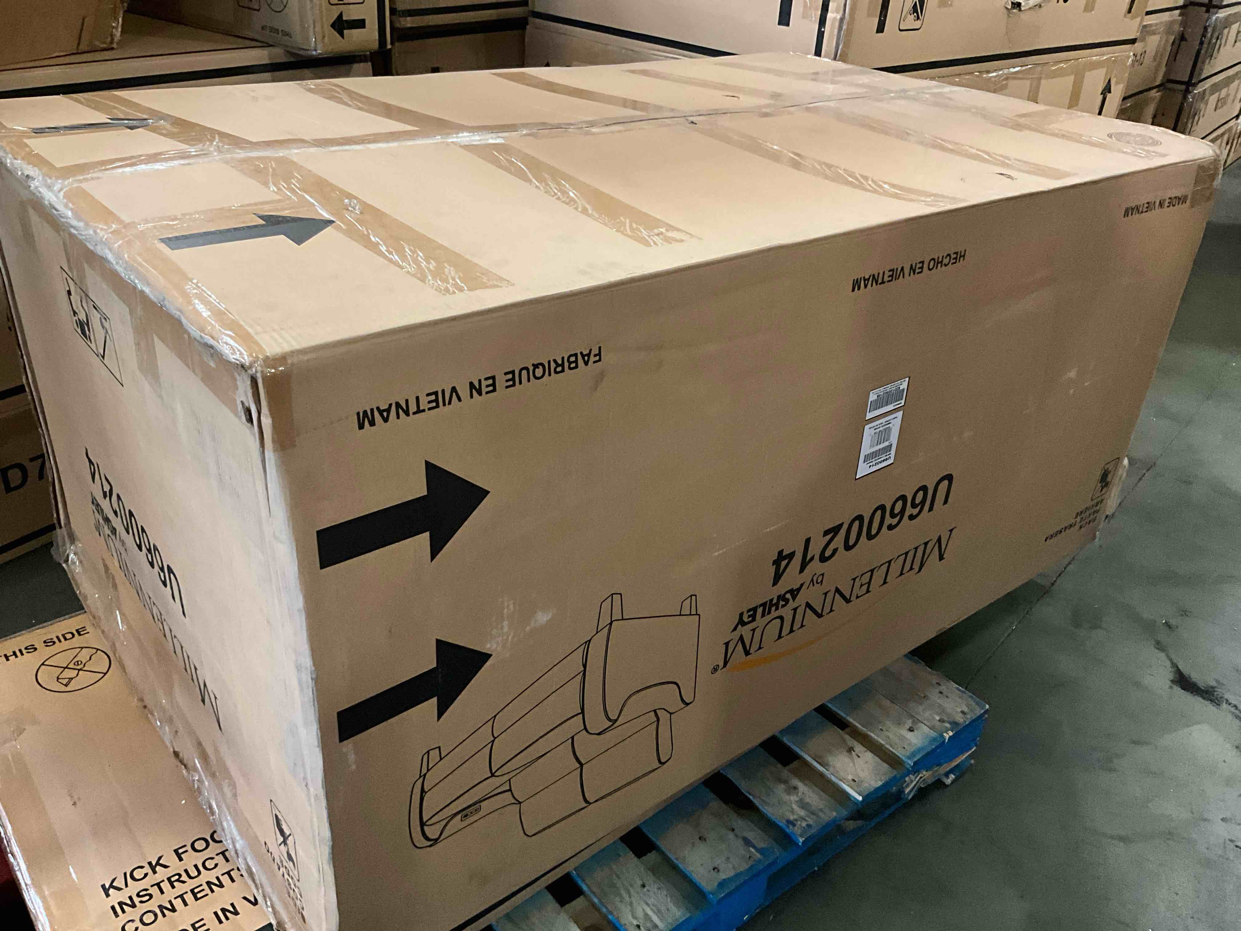https://s3.amazonaws.com/lotting-images-prod/u6600214_1778243256841.jpeg