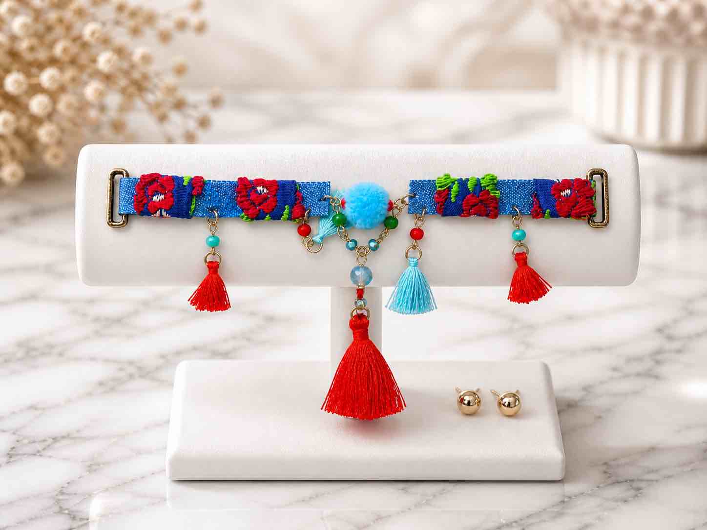 Vibrant boho-style bracelet with 18k gold plated earrings 