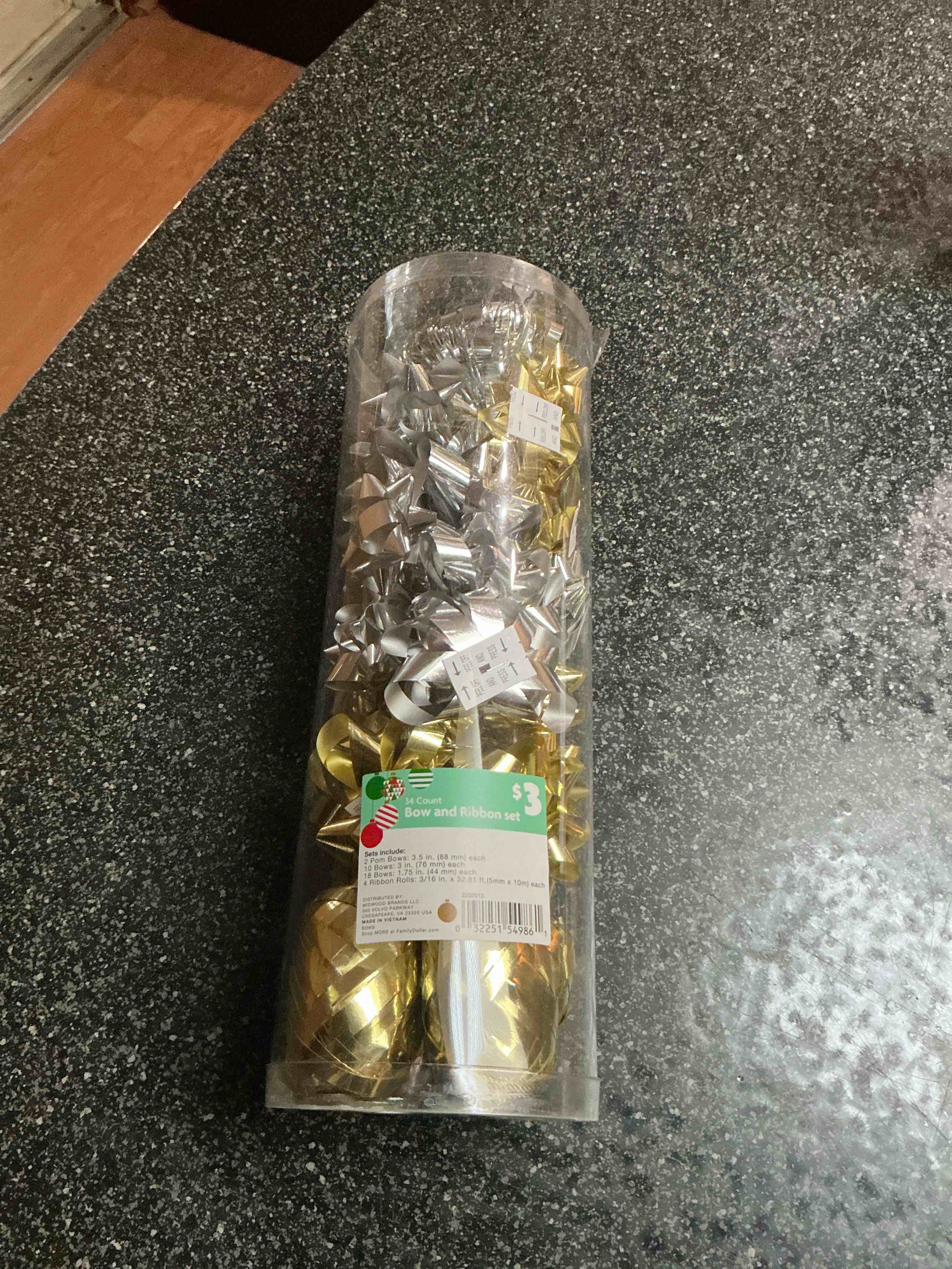 Bow & Ribbon Set 34 Count Gold & Silver 