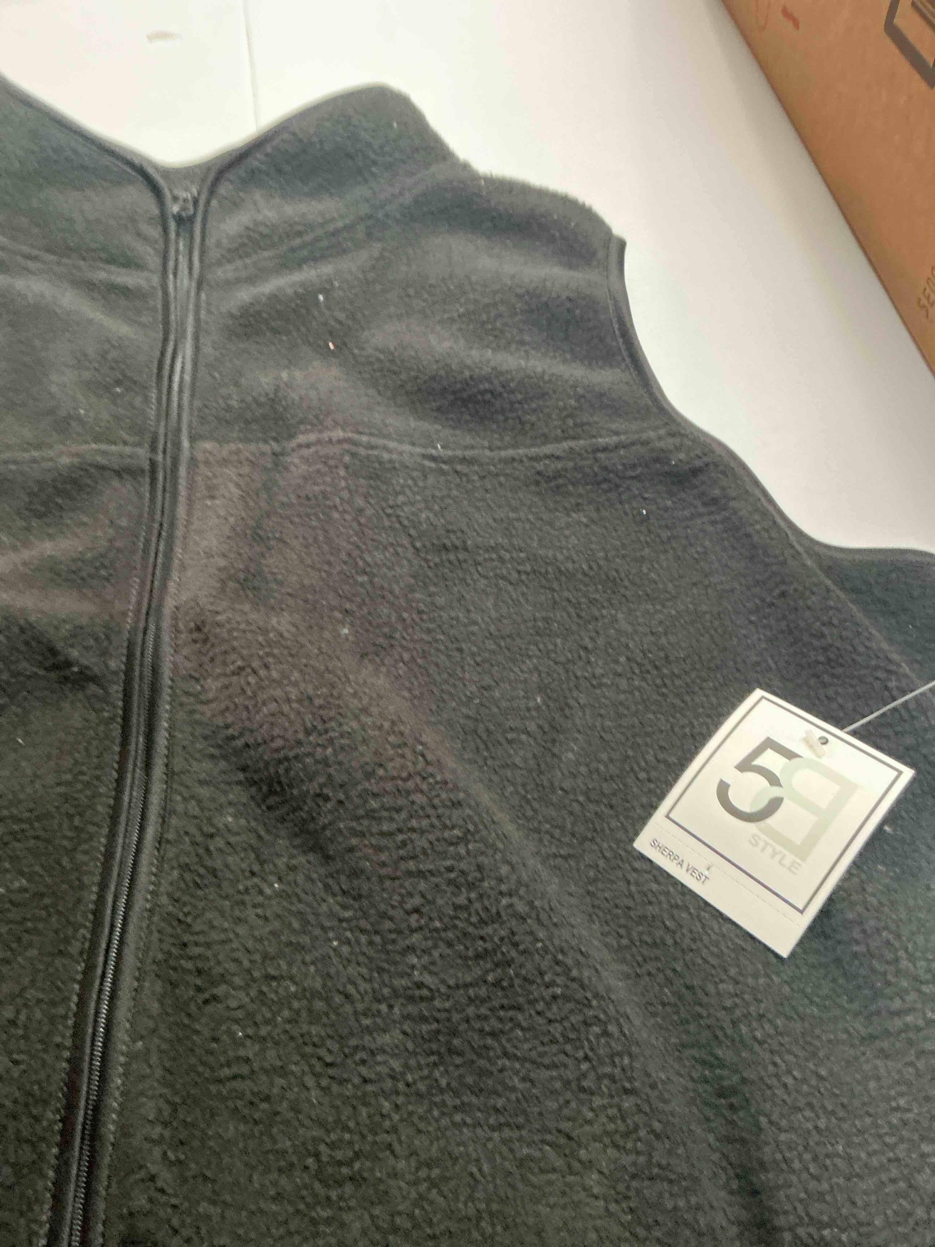 5 B Style Sherpa Vest Black Size 2 XL 