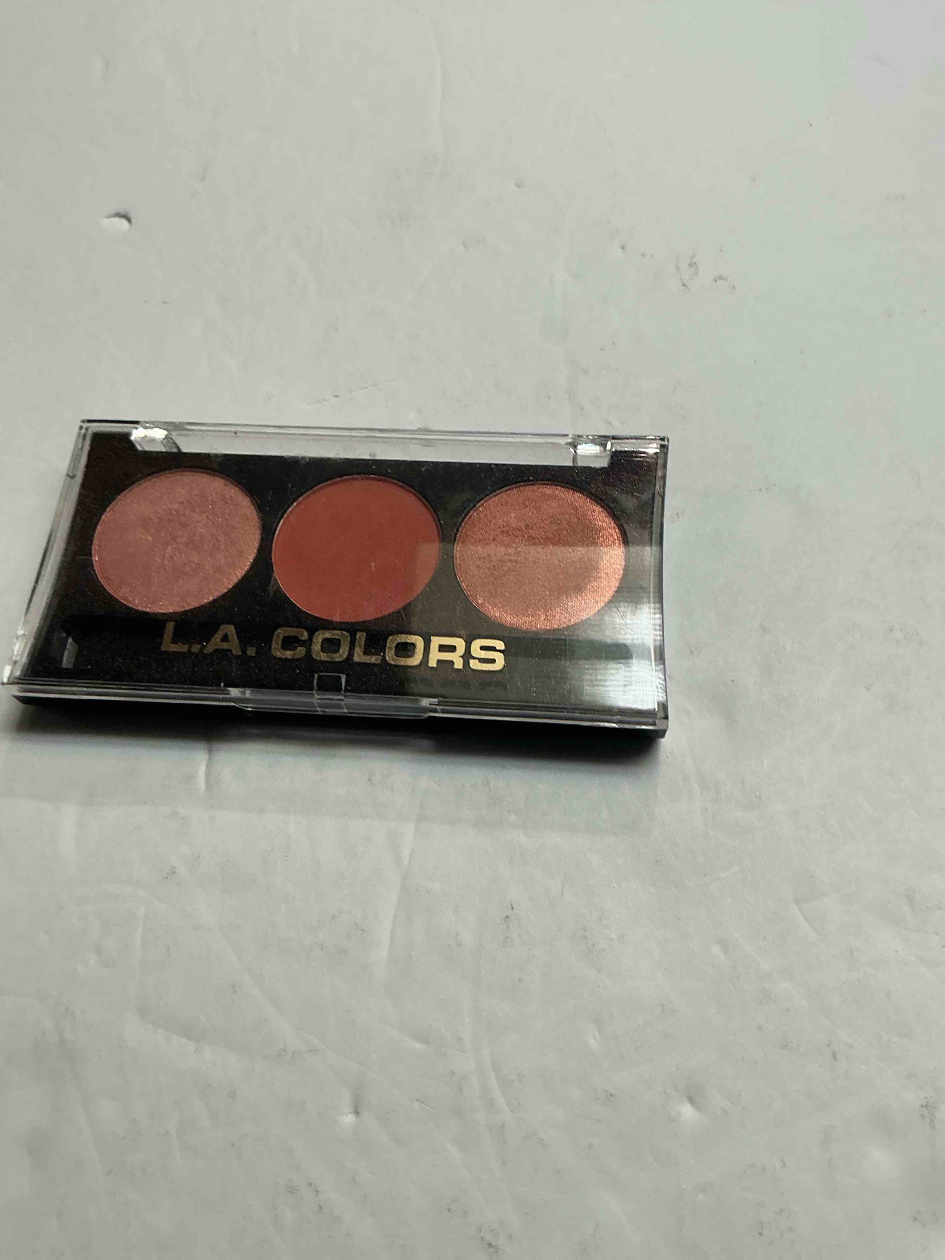 LA Colors  Power Makeup 