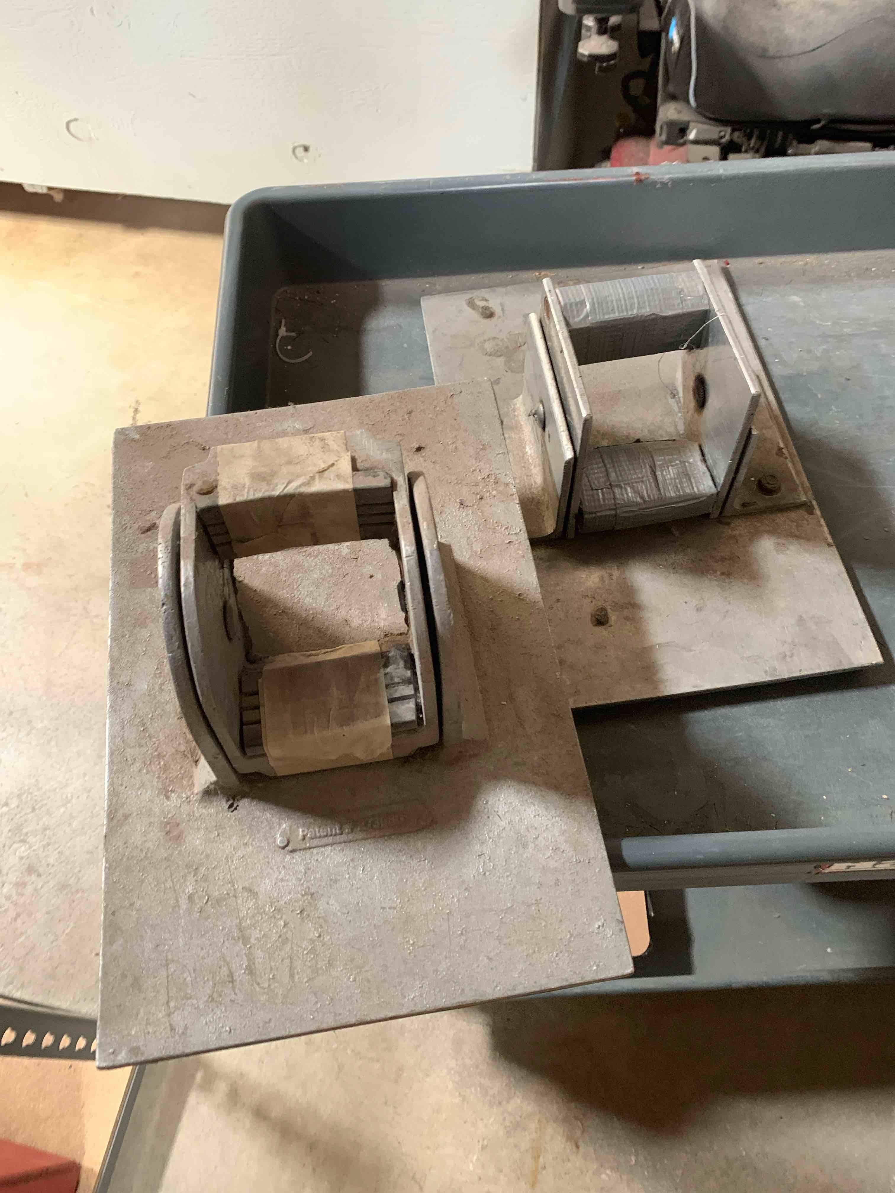 Pitch and Block For Glass