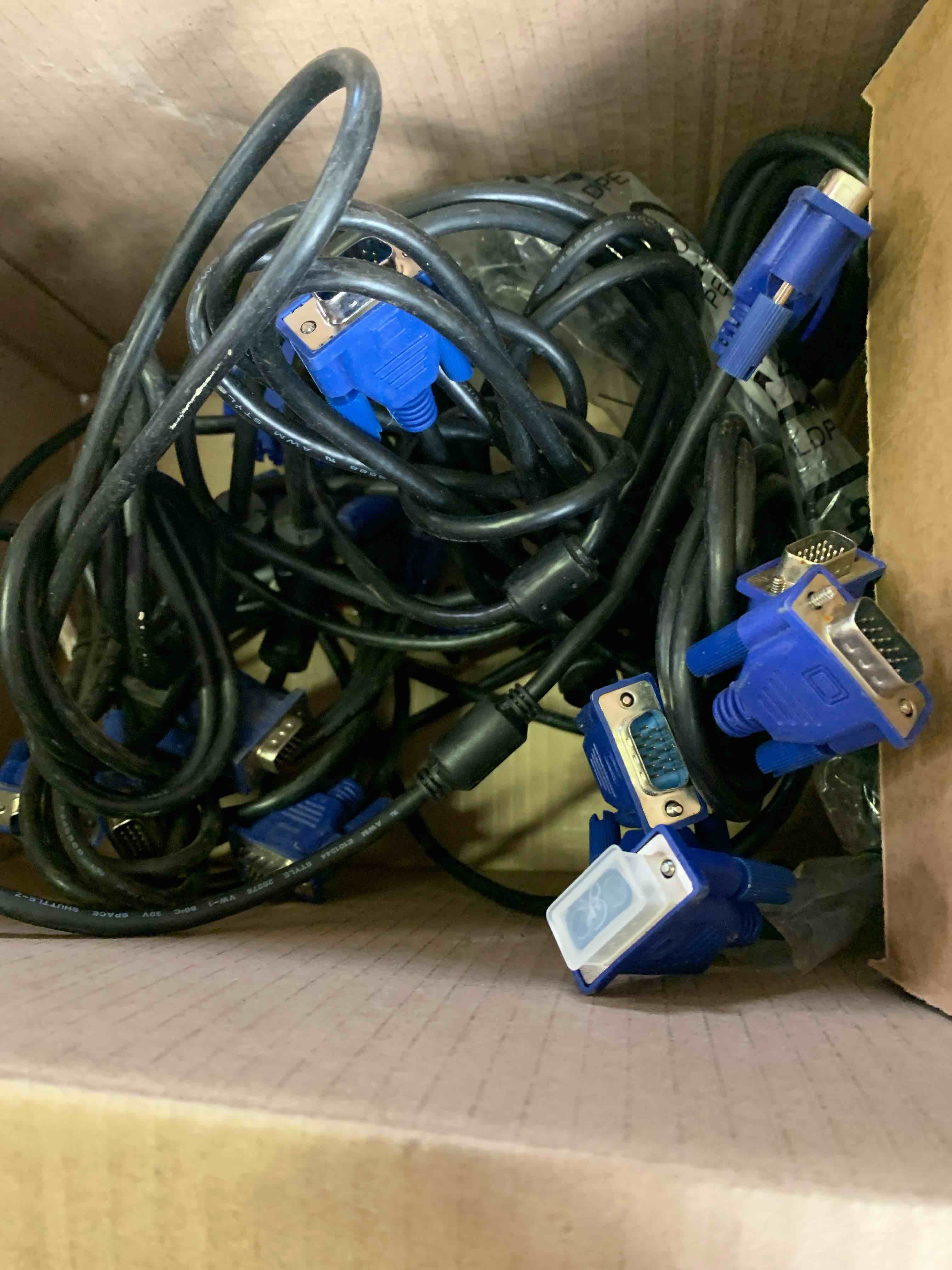https://s3.amazonaws.com/lotting-images-prod/webster/DXD3200374_1778176211294.jpeg