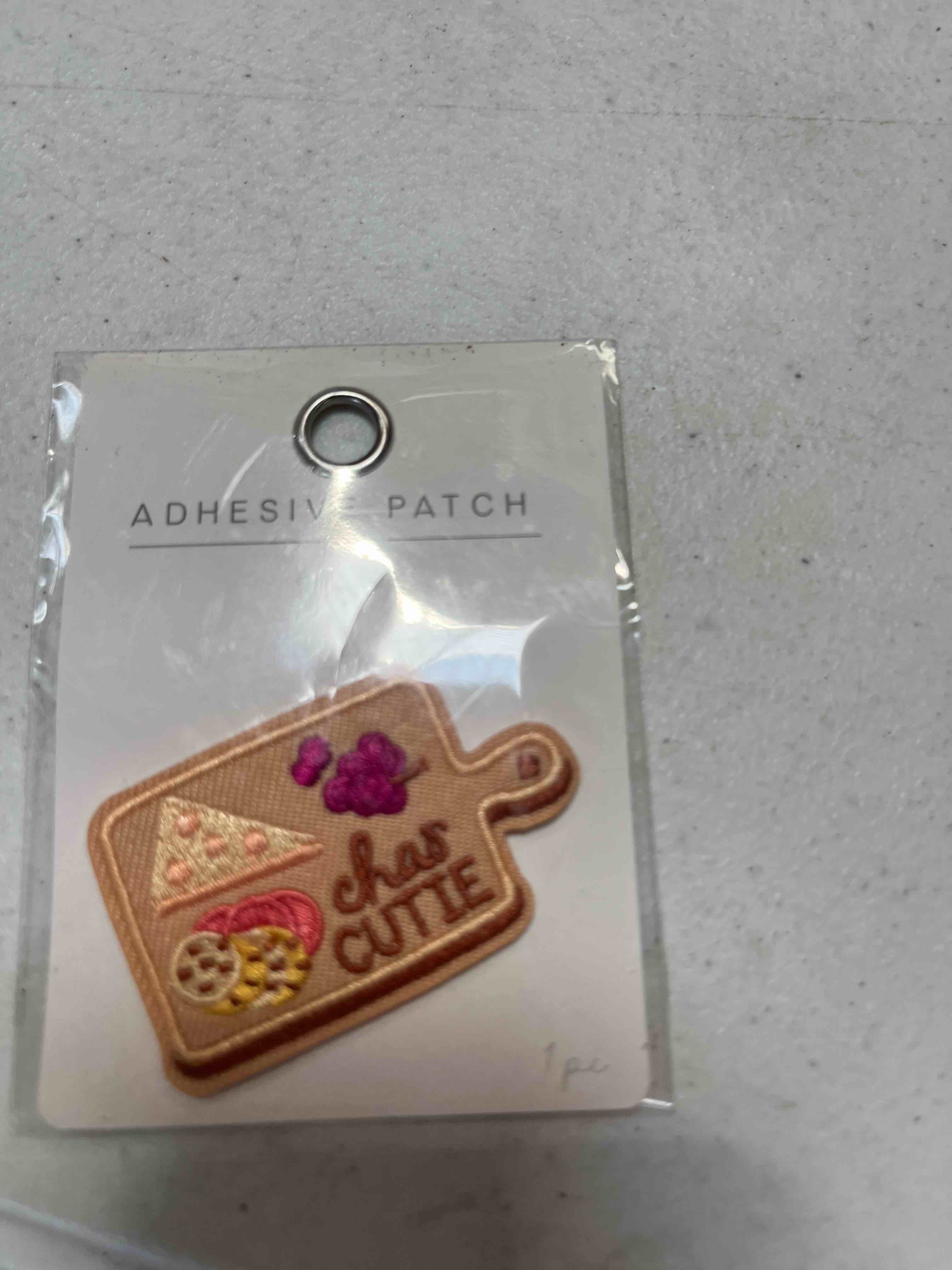 Adhesive patch 