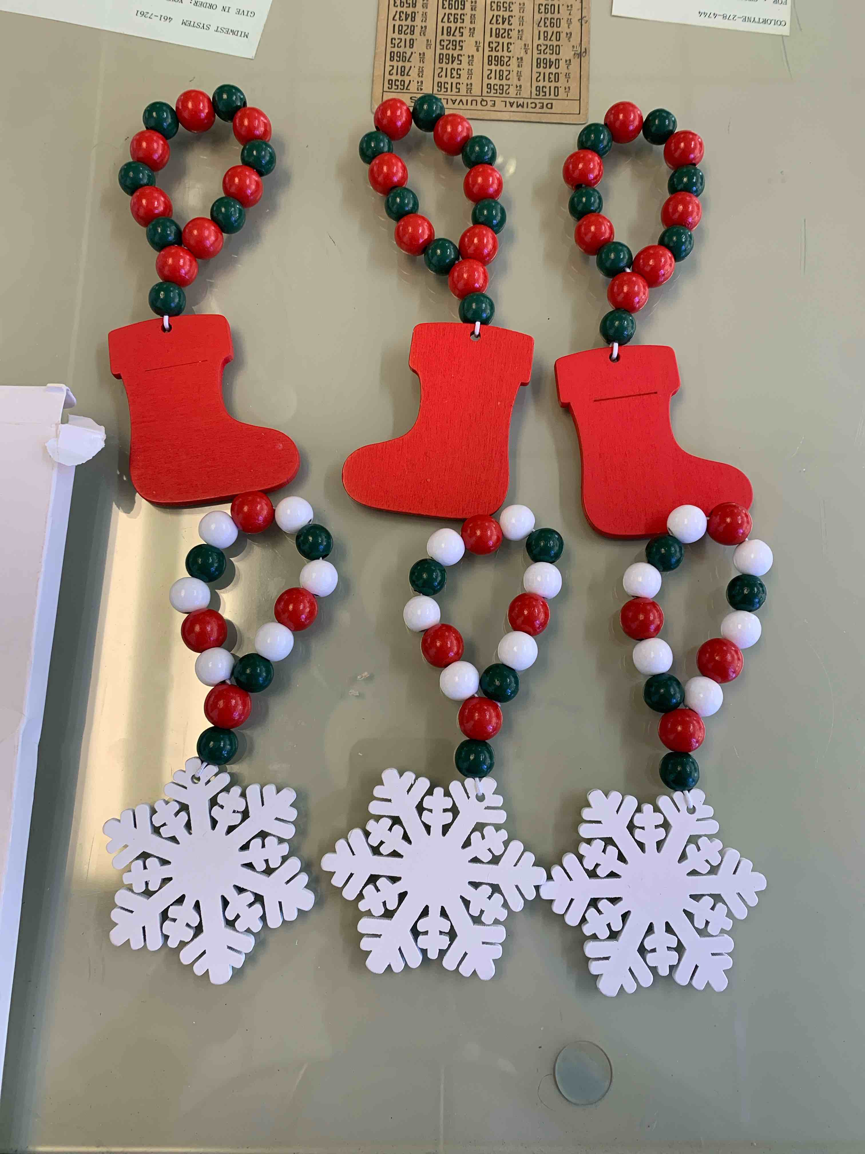 six piece Christmas decorations