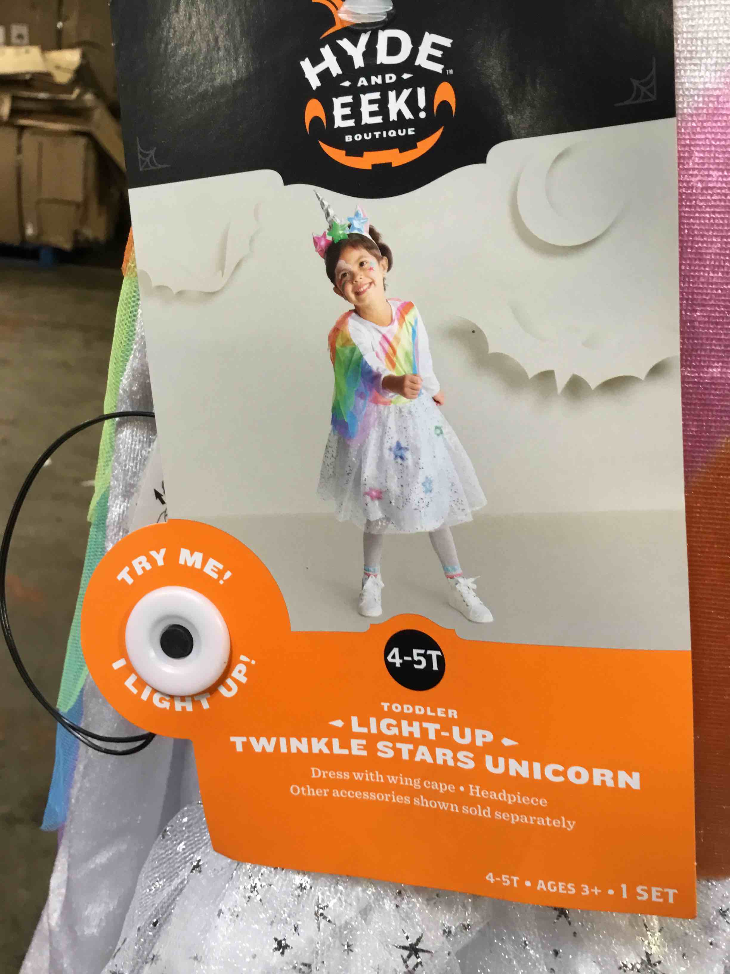 https://s3.amazonaws.com/lotting-images-prod/webster/TrickorTreat013_1695493385650.jpeg