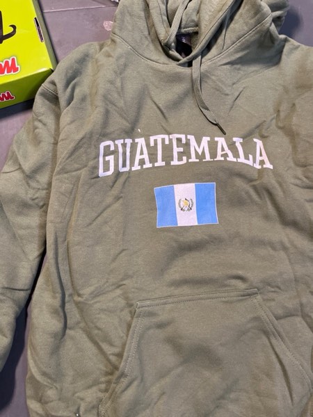 Vintage Flag of Guatemala Love Your Country Pullover Hoodie