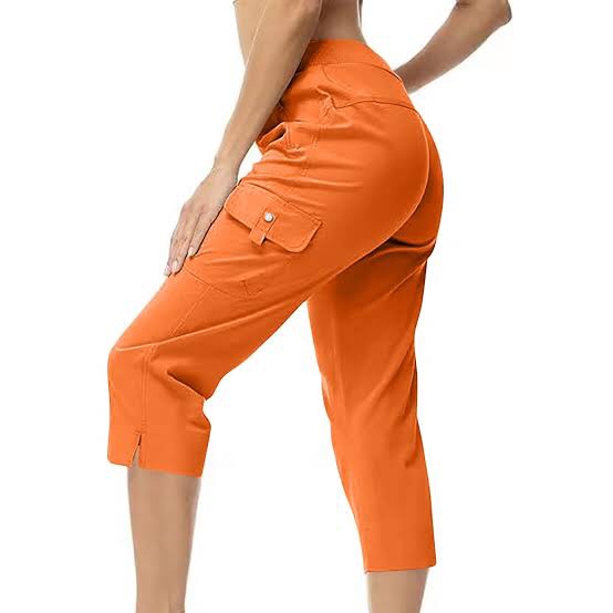 SANTINY Women's Hiking Capri Pants with 5 Pockets, Lightweight Quick Dry Cargo Capri Pants for Women, Travel, Casual, Summer