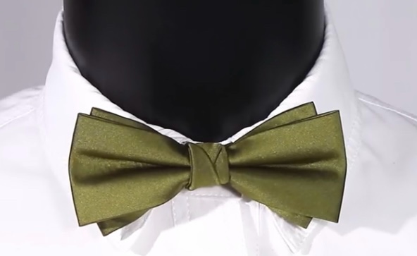 Bow Ties for Men, Men’s Pre-Tie Bow Tie Satin Silk Adjustable Bow Tie Cufflinks Pocket Square Sets With Gift Box Green