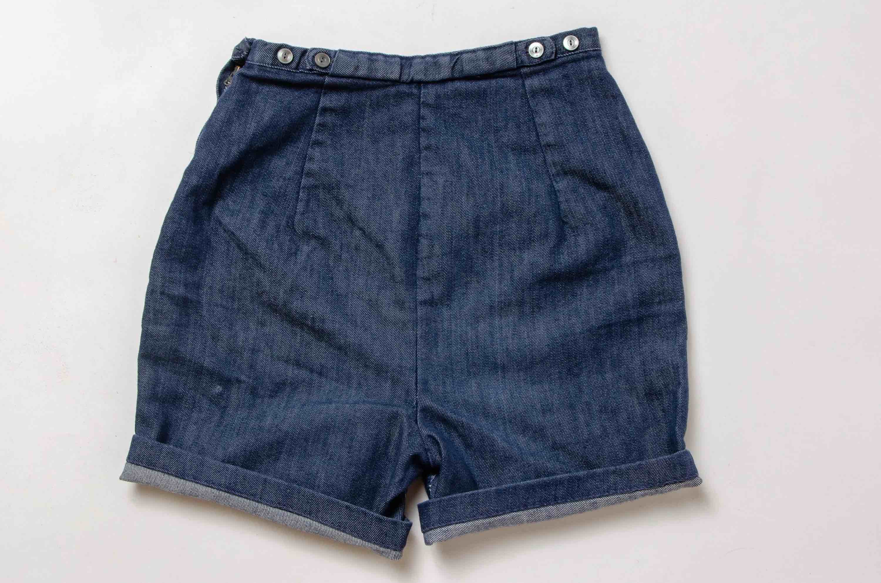(XL) Painted Shorts Blue