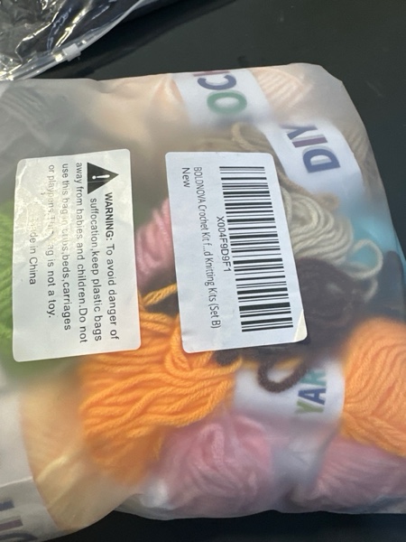 BOLDNOVA Beginners Crochet Kit?Crochet Animal Kit for Beginners Kids, Adults, Craft Knitting Crocheting Kits with Step-by-Step Video Tutorials (Grey)